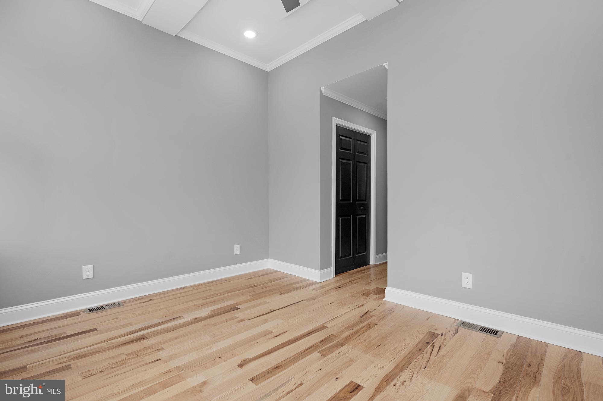 BROADWAY EAST - Residential