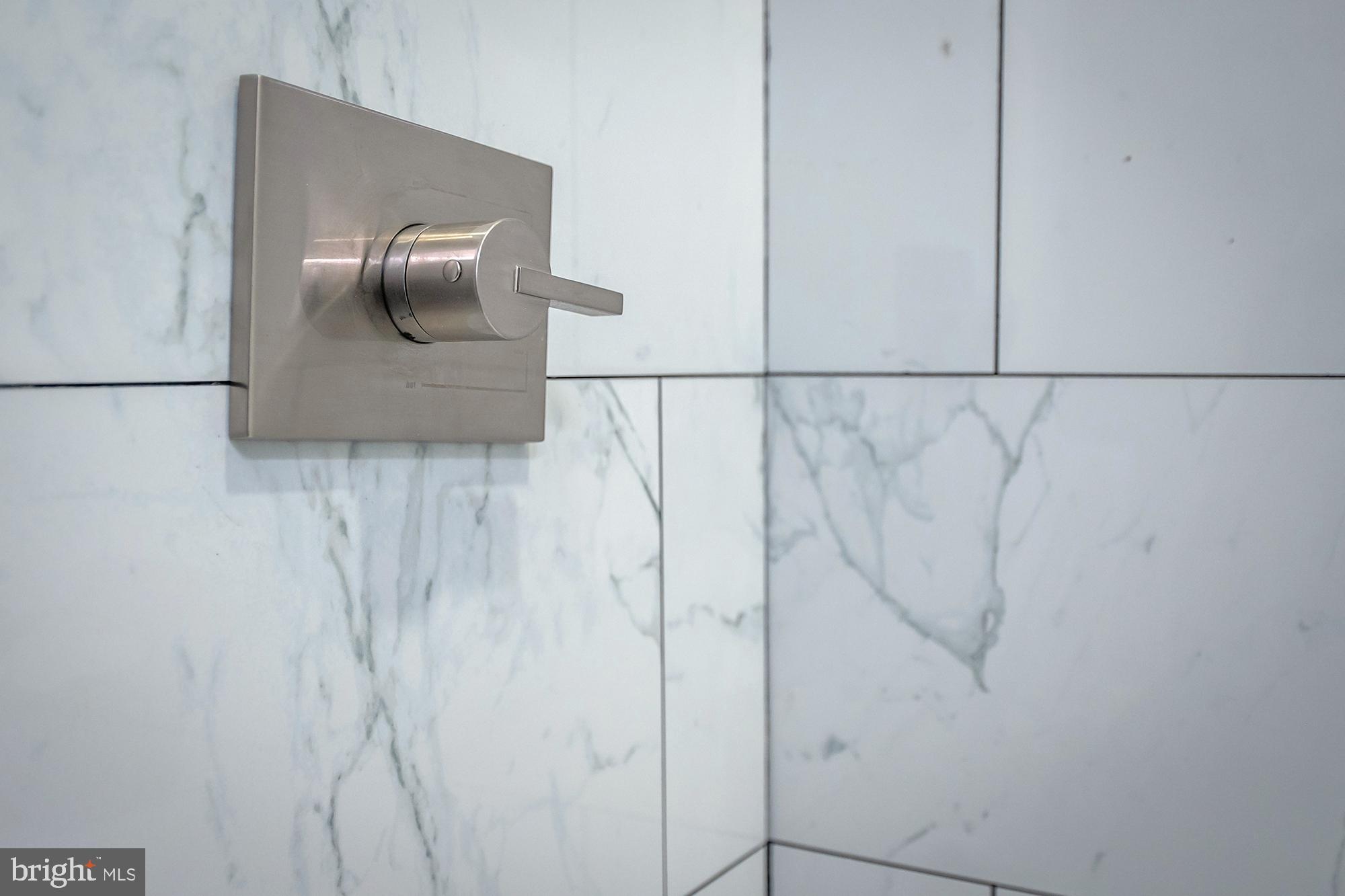 BROADWAY EAST - Residential