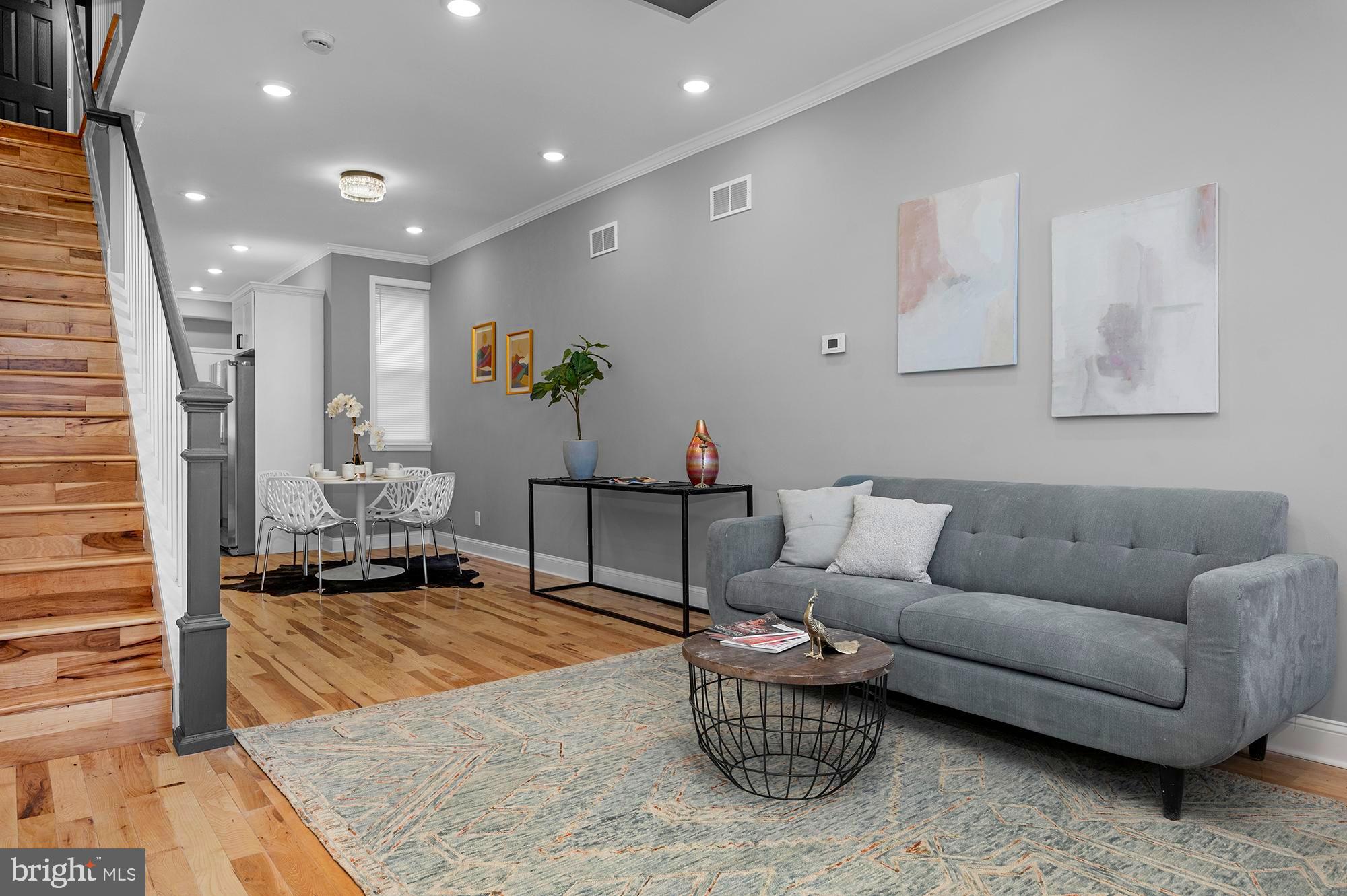 BROADWAY EAST - Residential