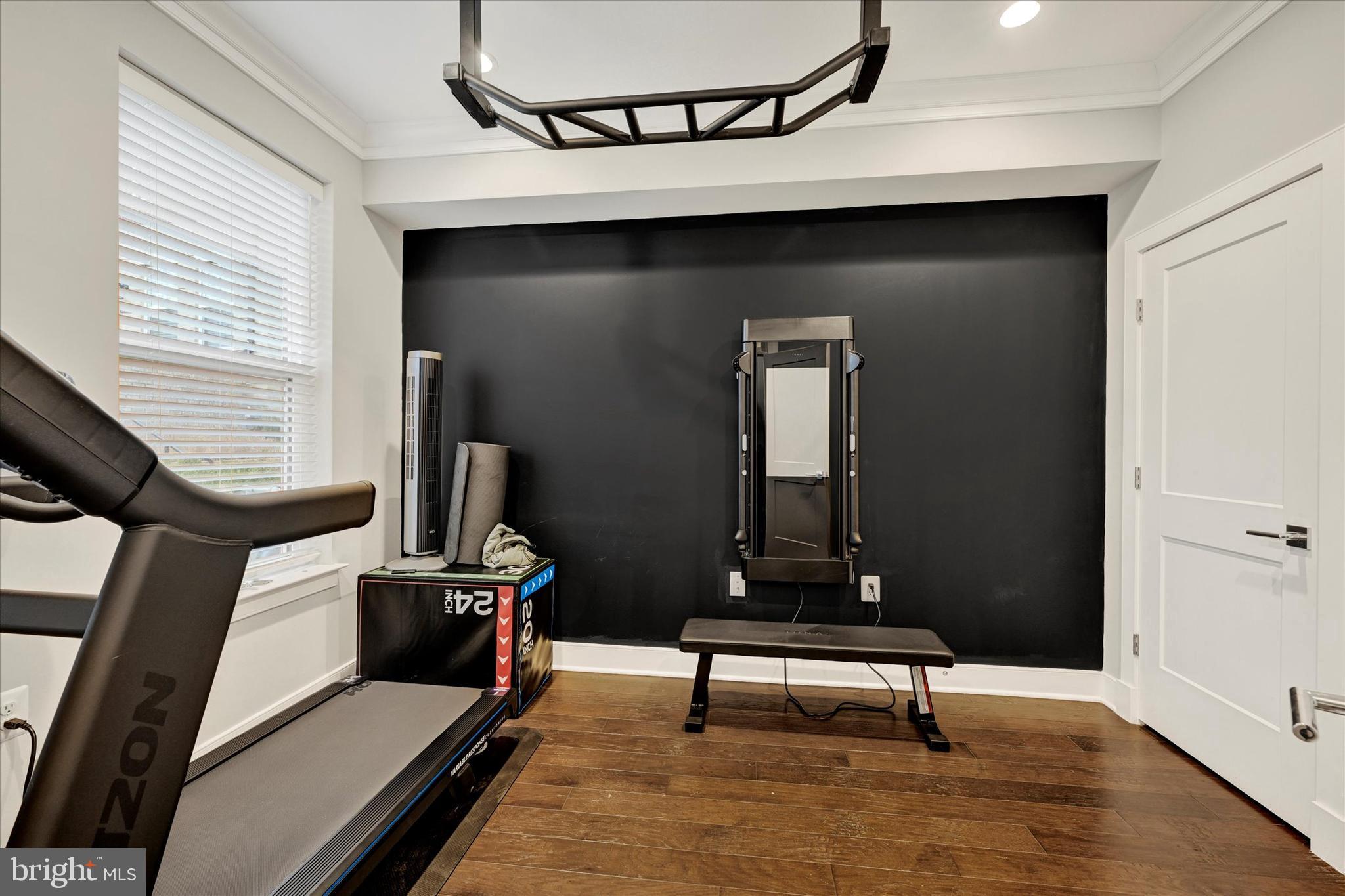 10316 GROSVENOR PLACE