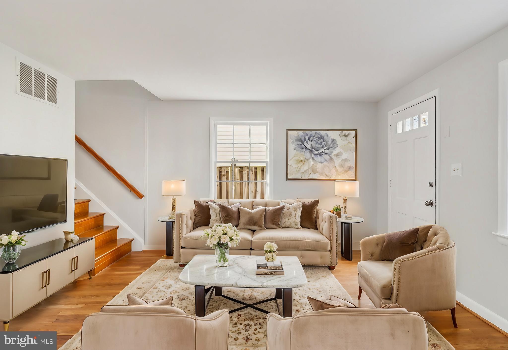 SUNNYSIDE - Residential Lease