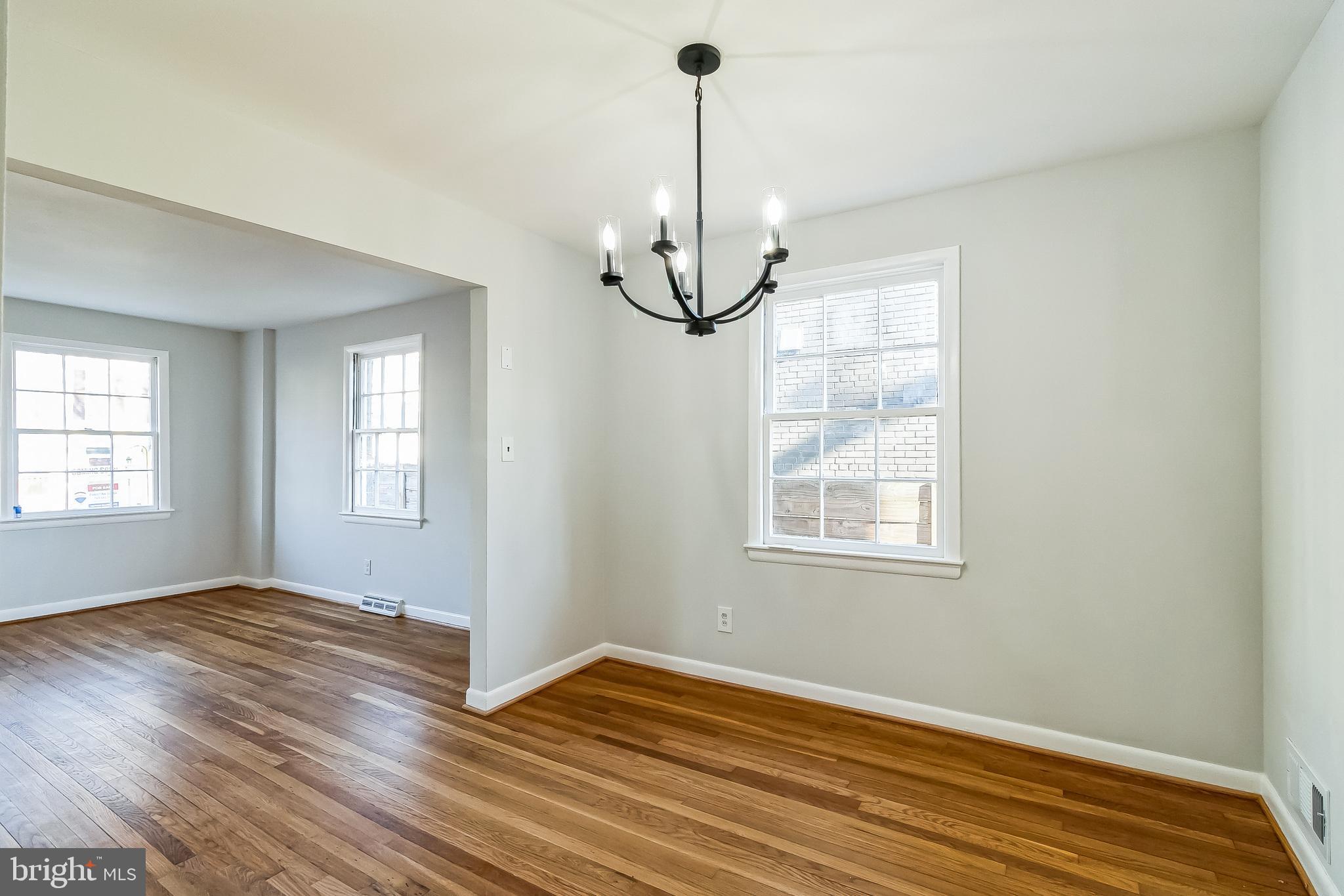 SUNNYSIDE - Residential Lease