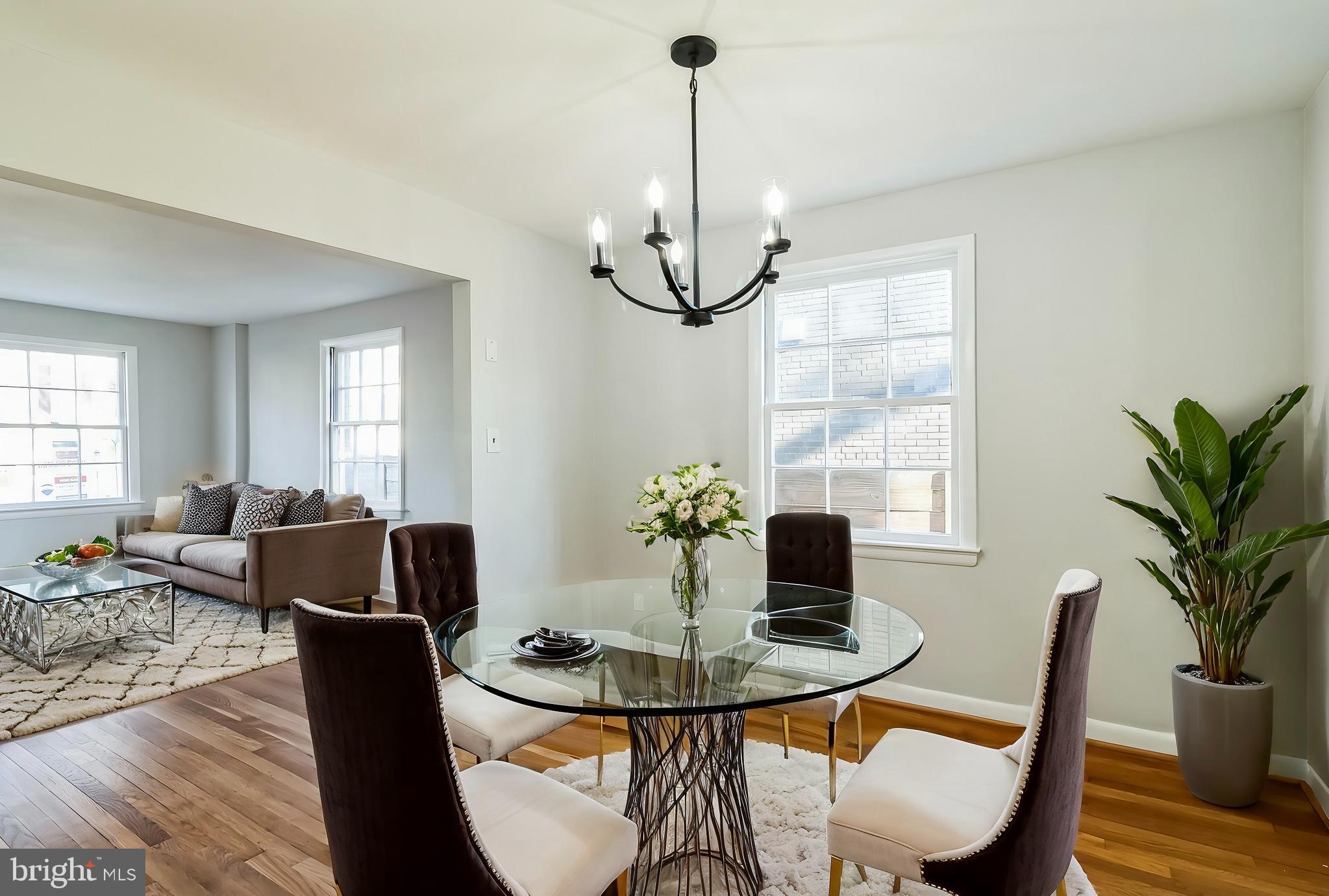 SUNNYSIDE - Residential Lease