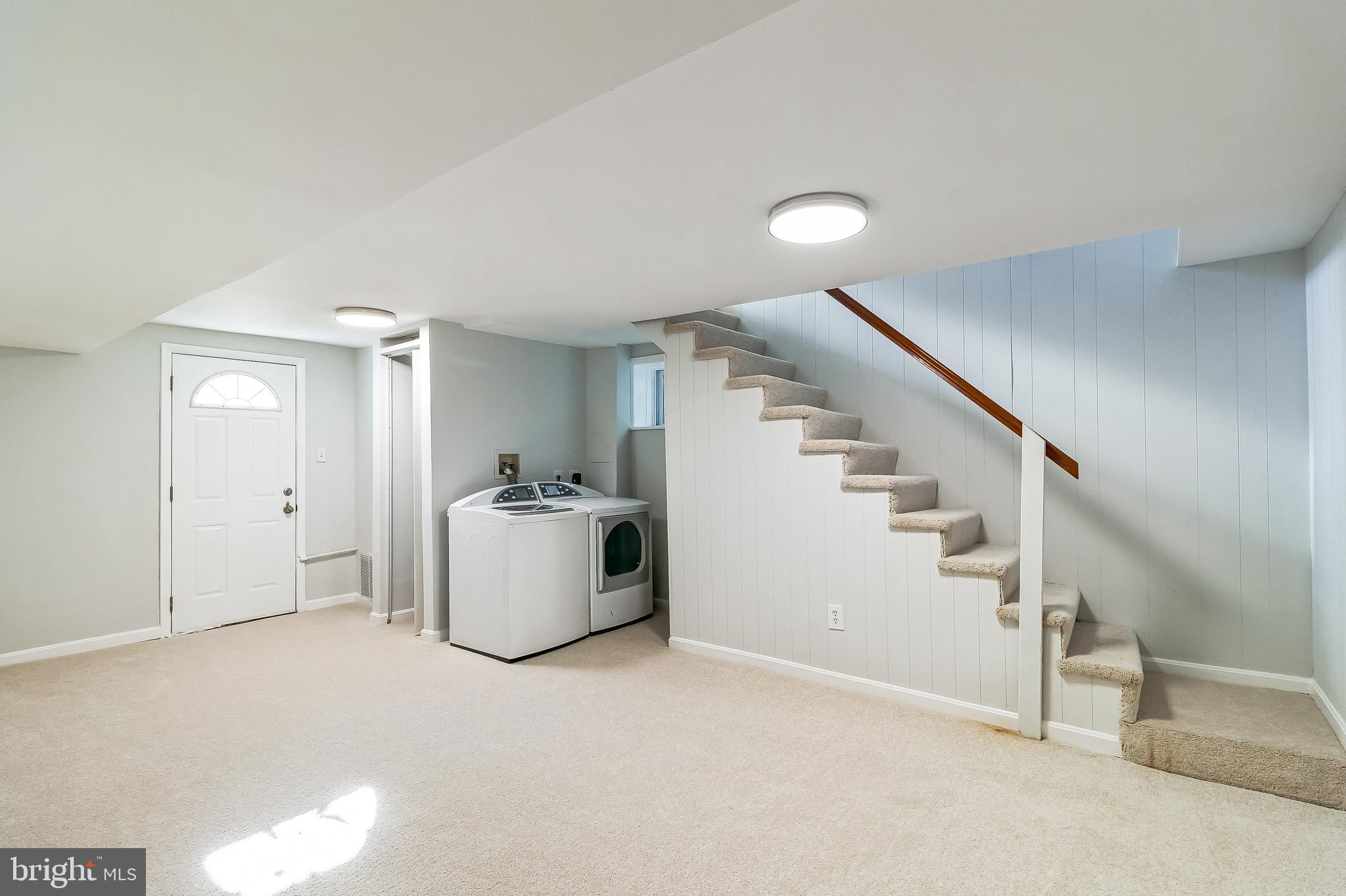 SUNNYSIDE - Residential Lease