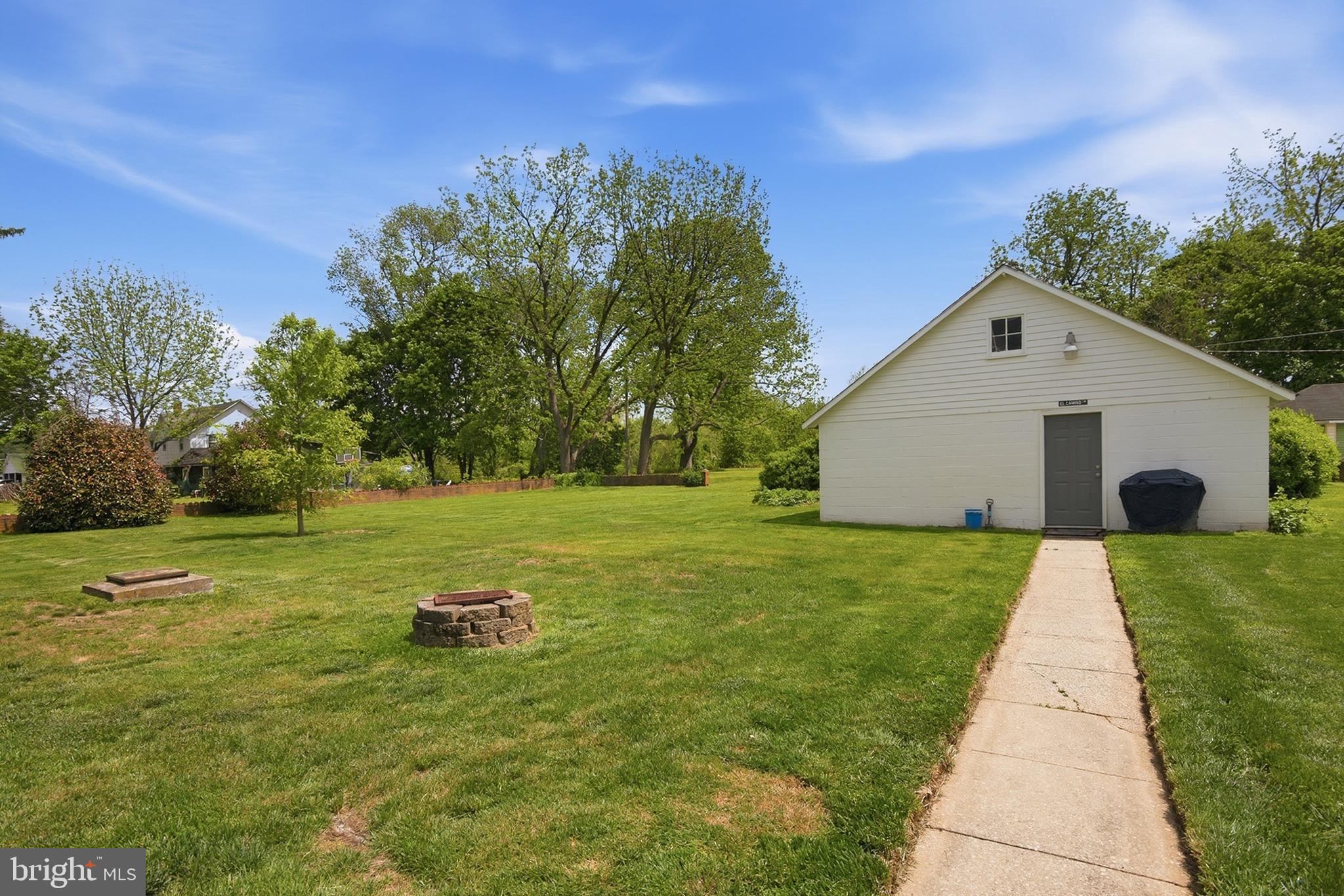 ELKTON - Residential
