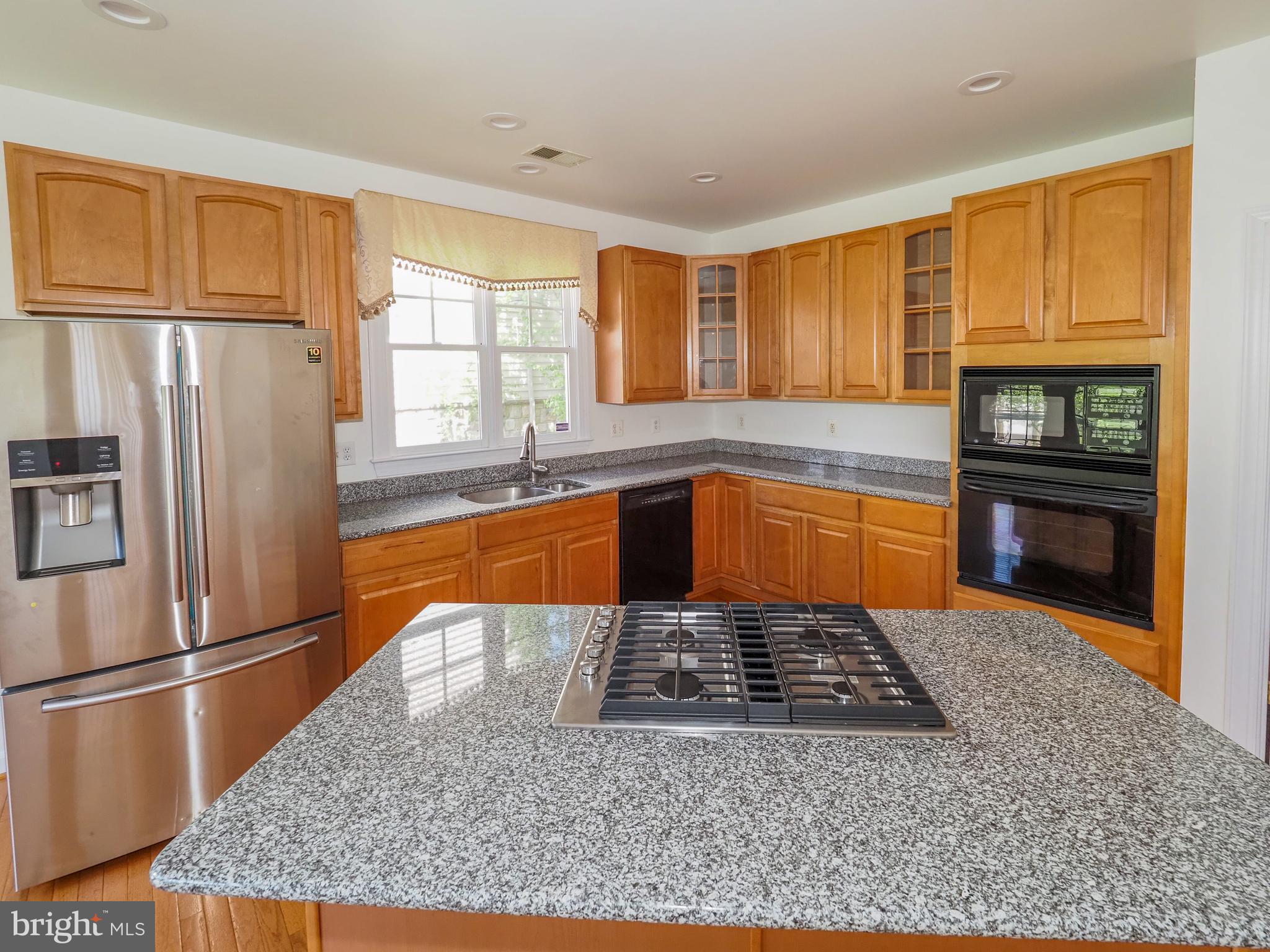 STONE LAKE - Residential