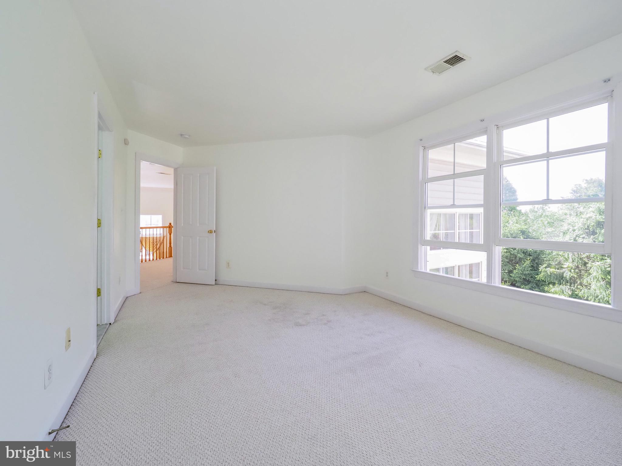 STONE LAKE - Residential