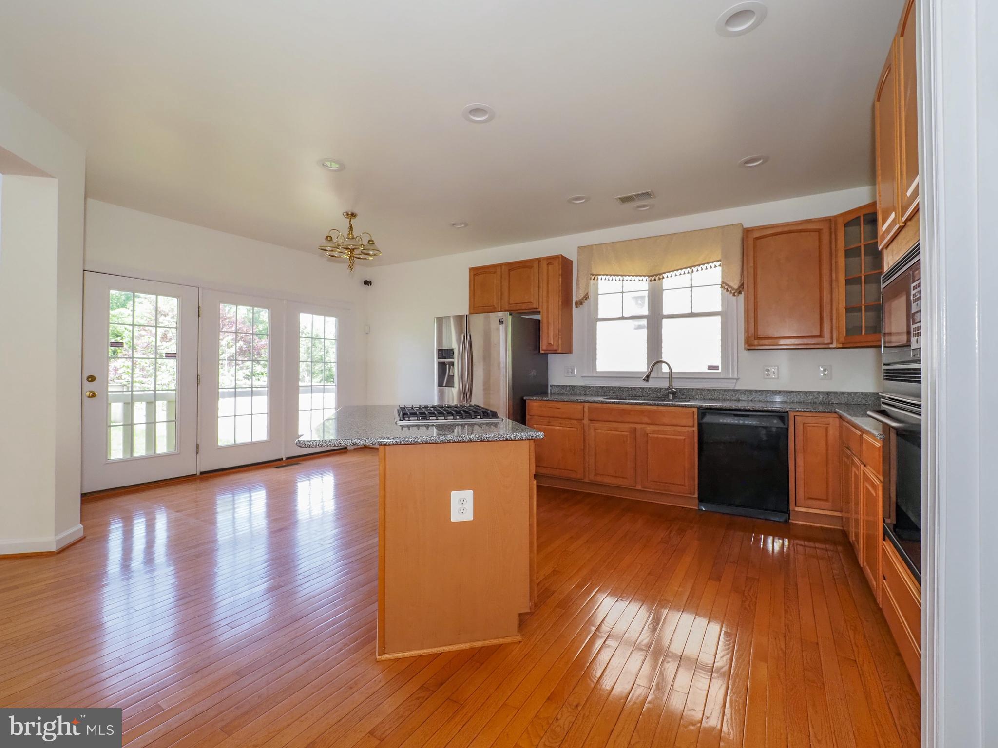 STONE LAKE - Residential