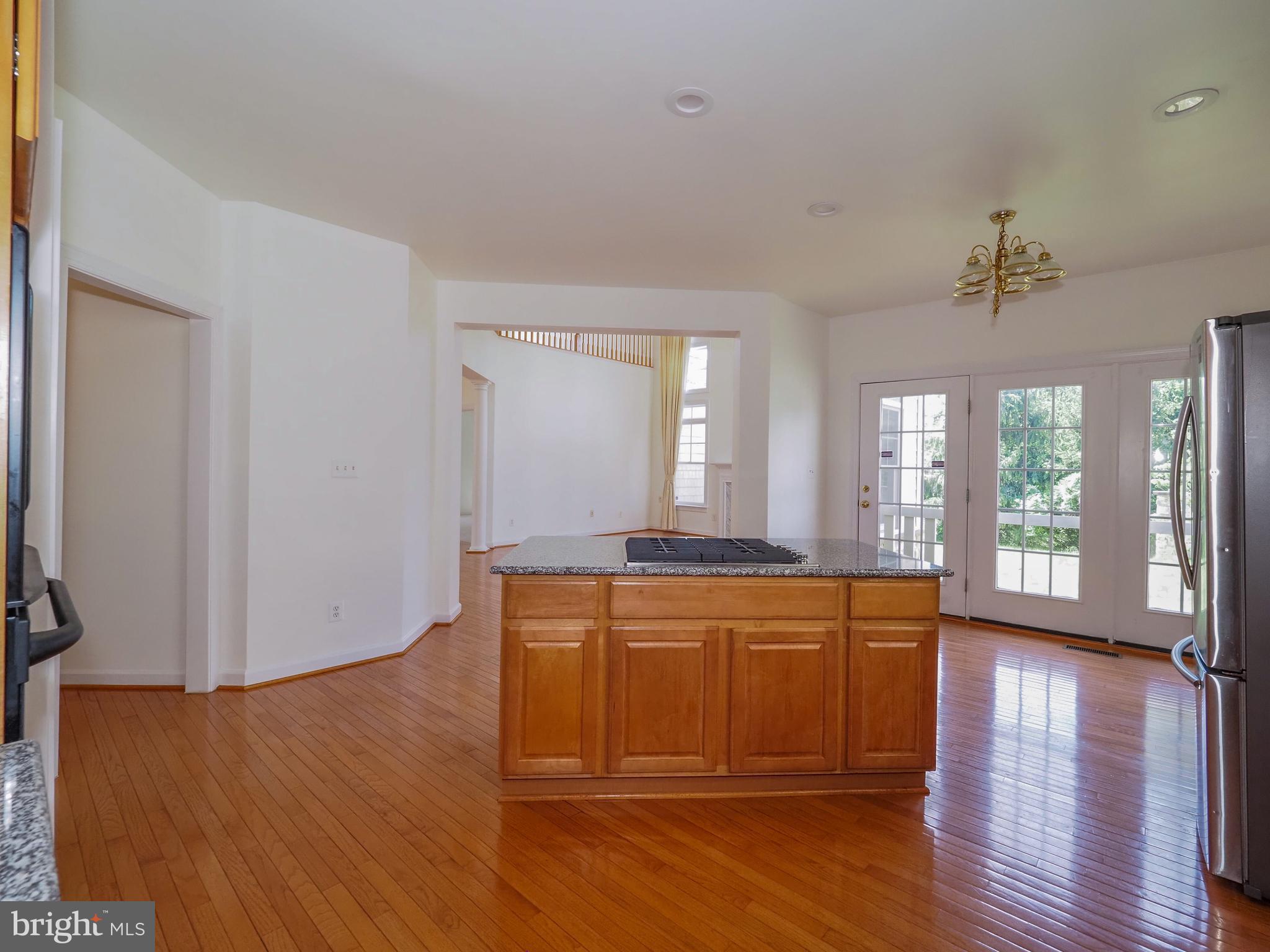 STONE LAKE - Residential