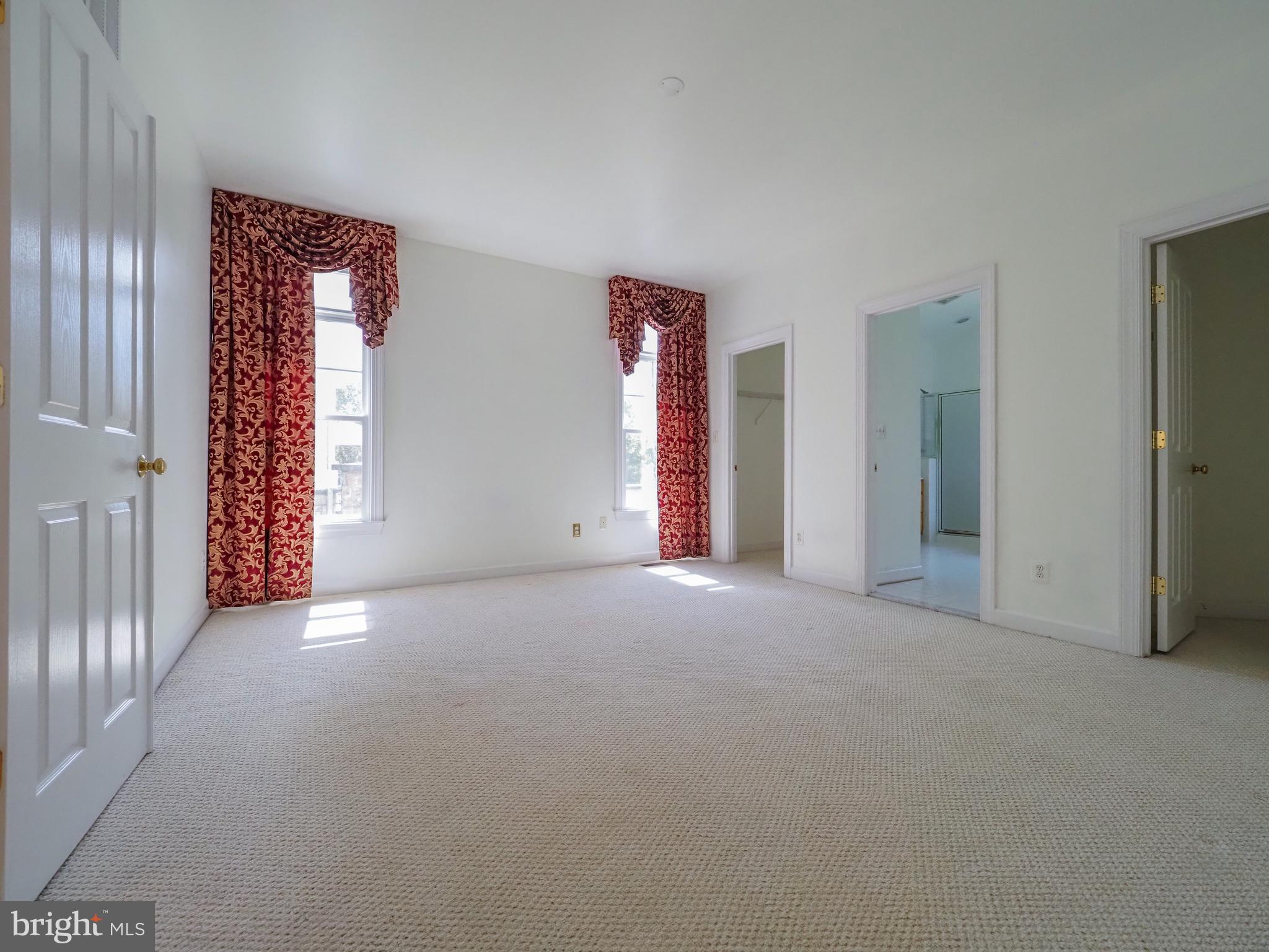 STONE LAKE - Residential