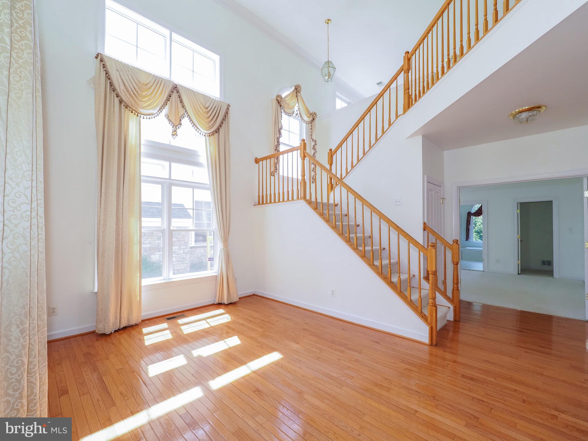 STONE LAKE - Residential