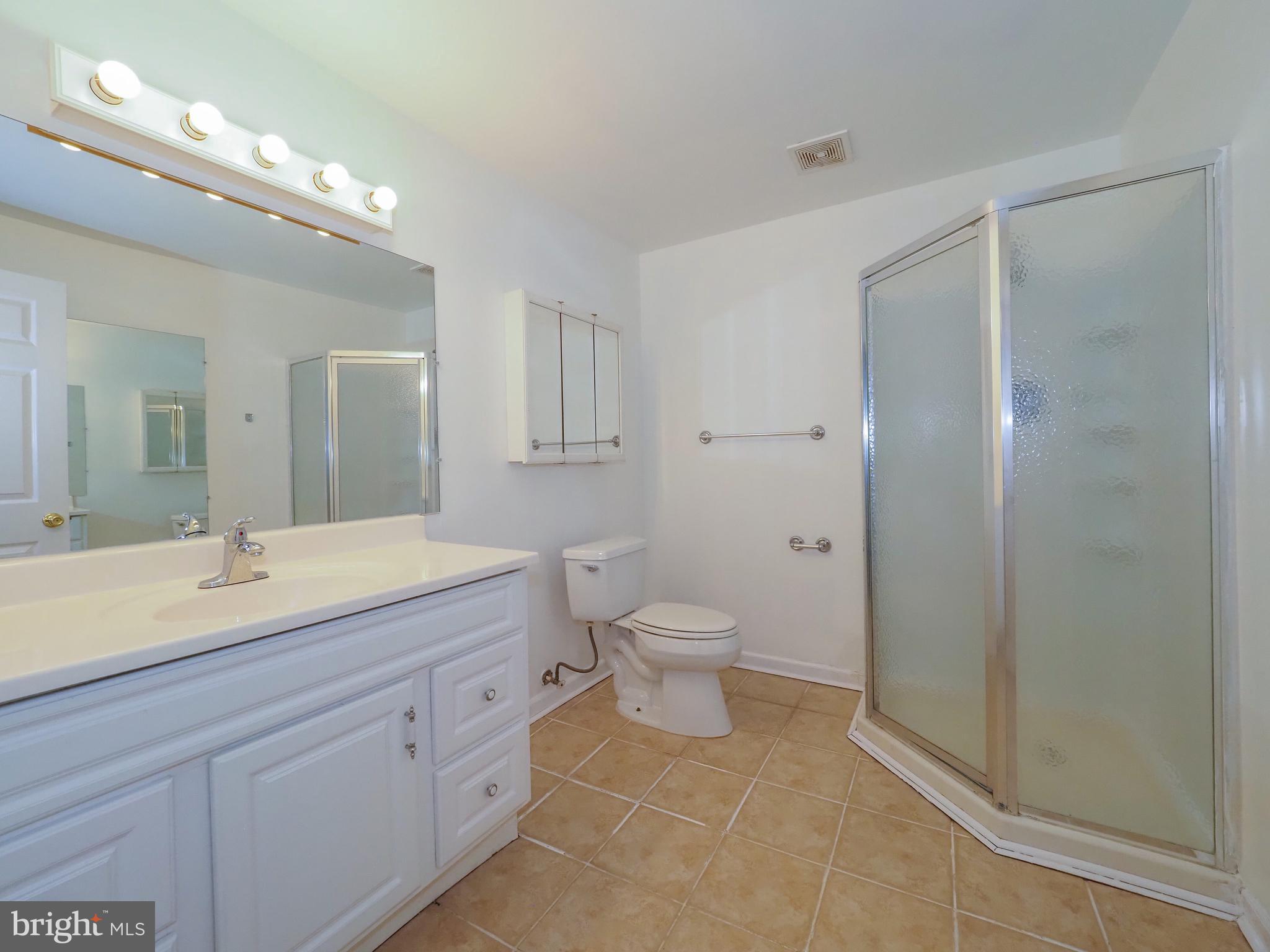 STONE LAKE - Residential