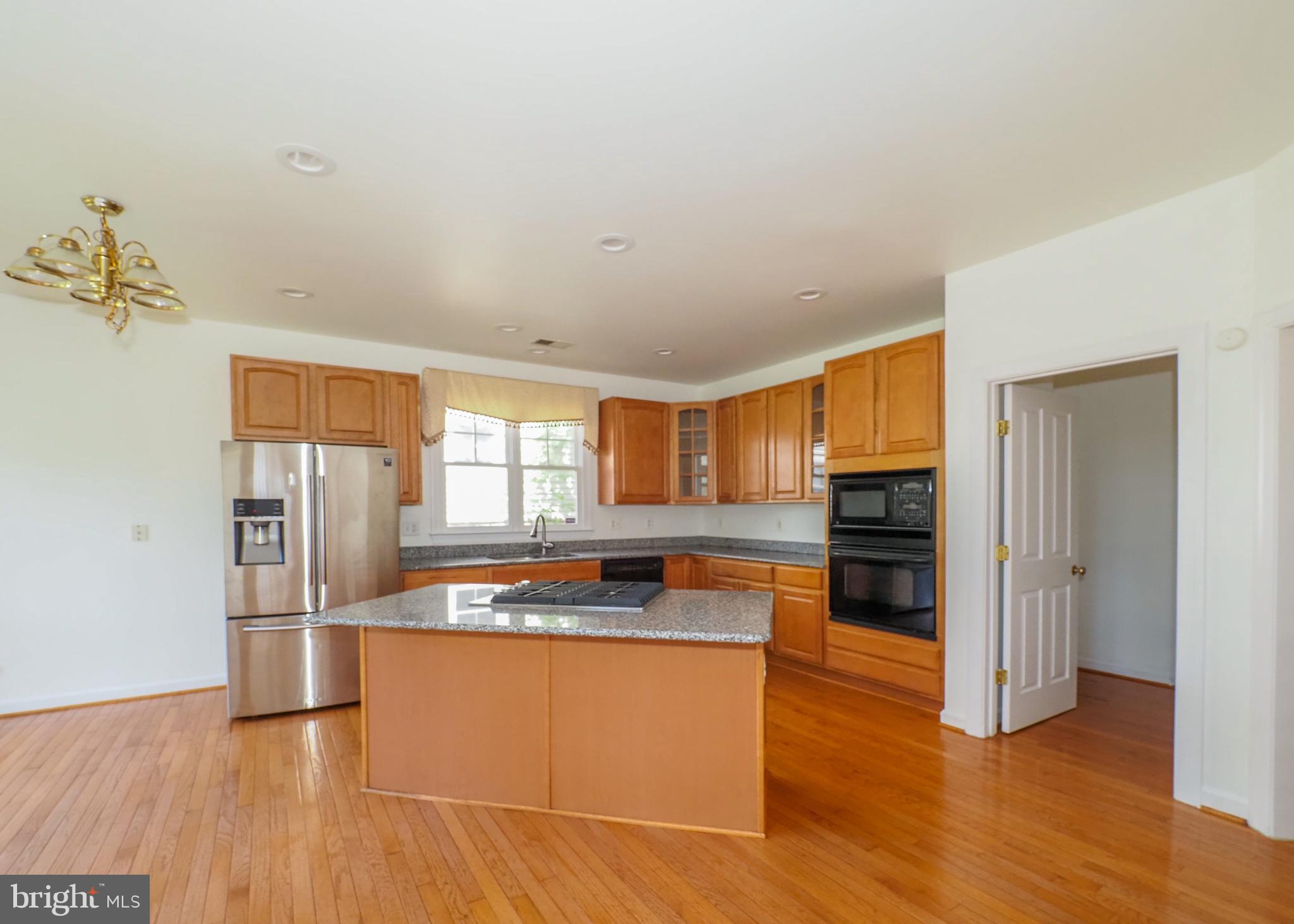 STONE LAKE - Residential