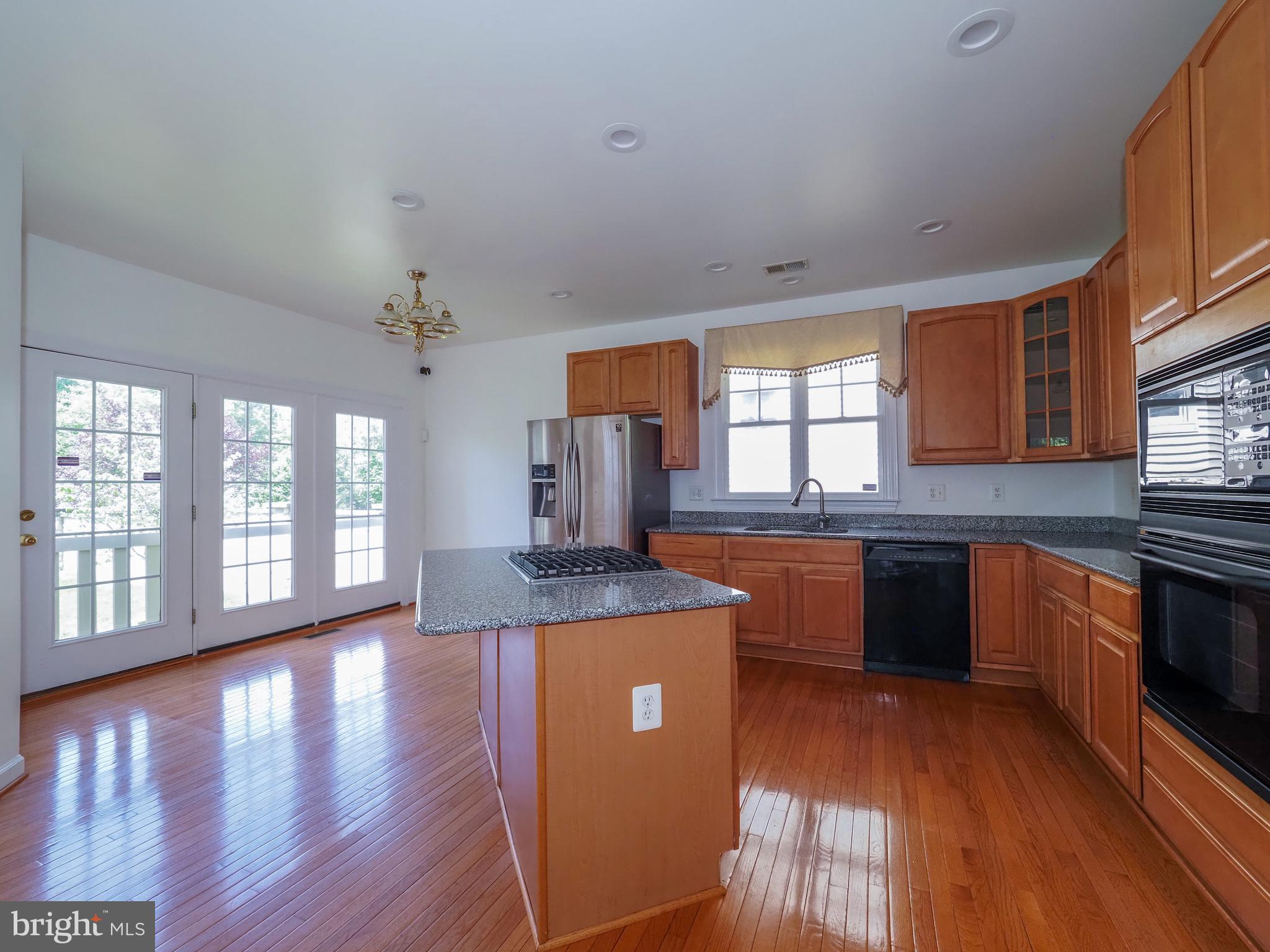 STONE LAKE - Residential