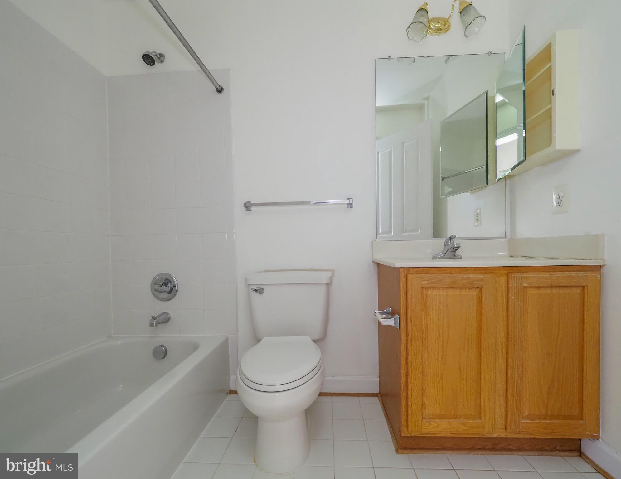 STONE LAKE - Residential