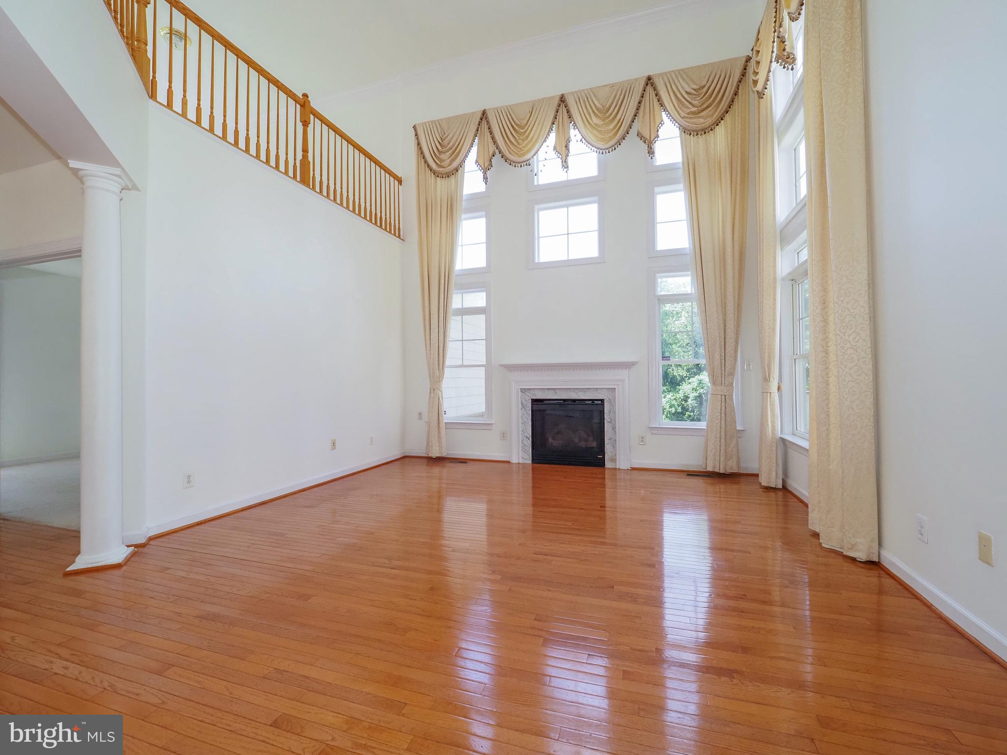 STONE LAKE - Residential