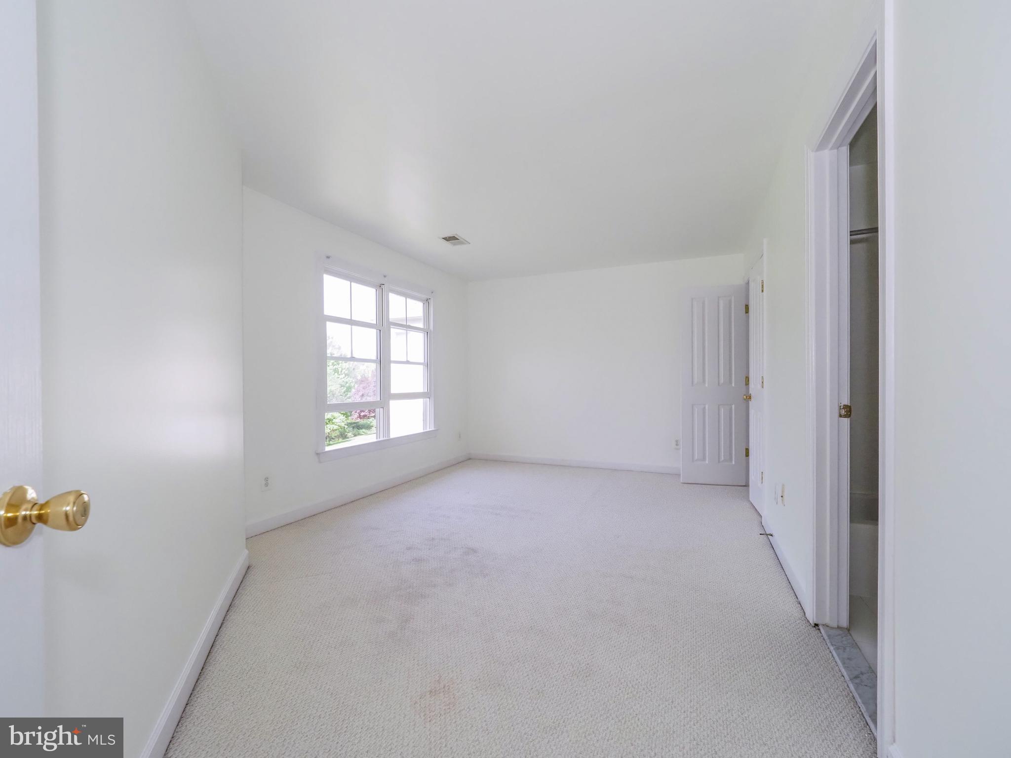 STONE LAKE - Residential