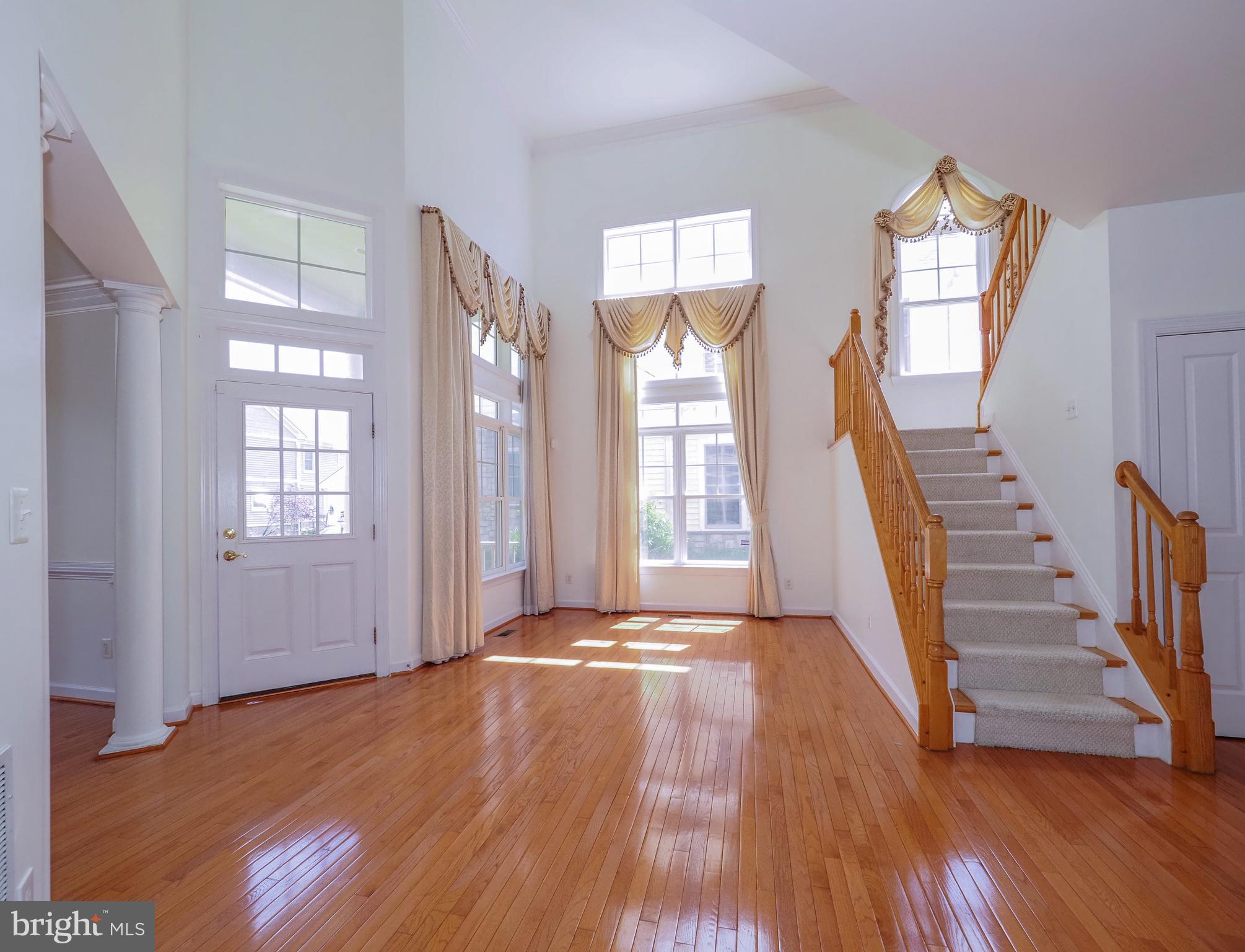 STONE LAKE - Residential