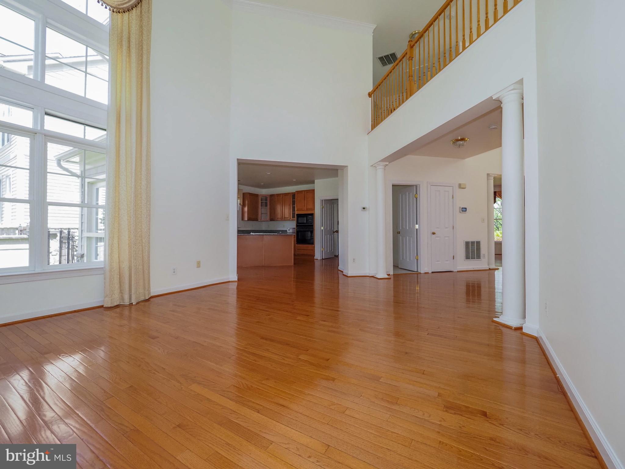 STONE LAKE - Residential