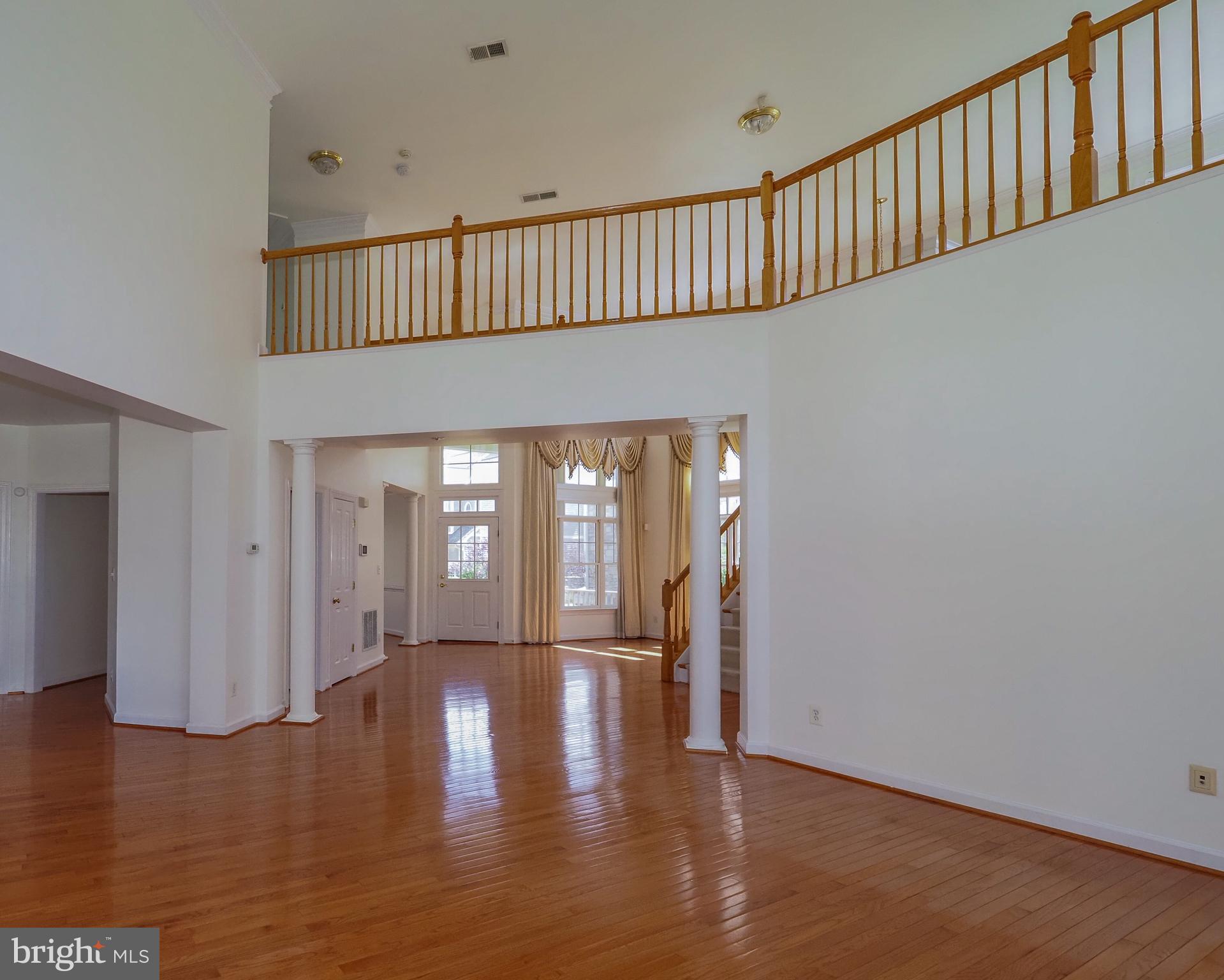 STONE LAKE - Residential