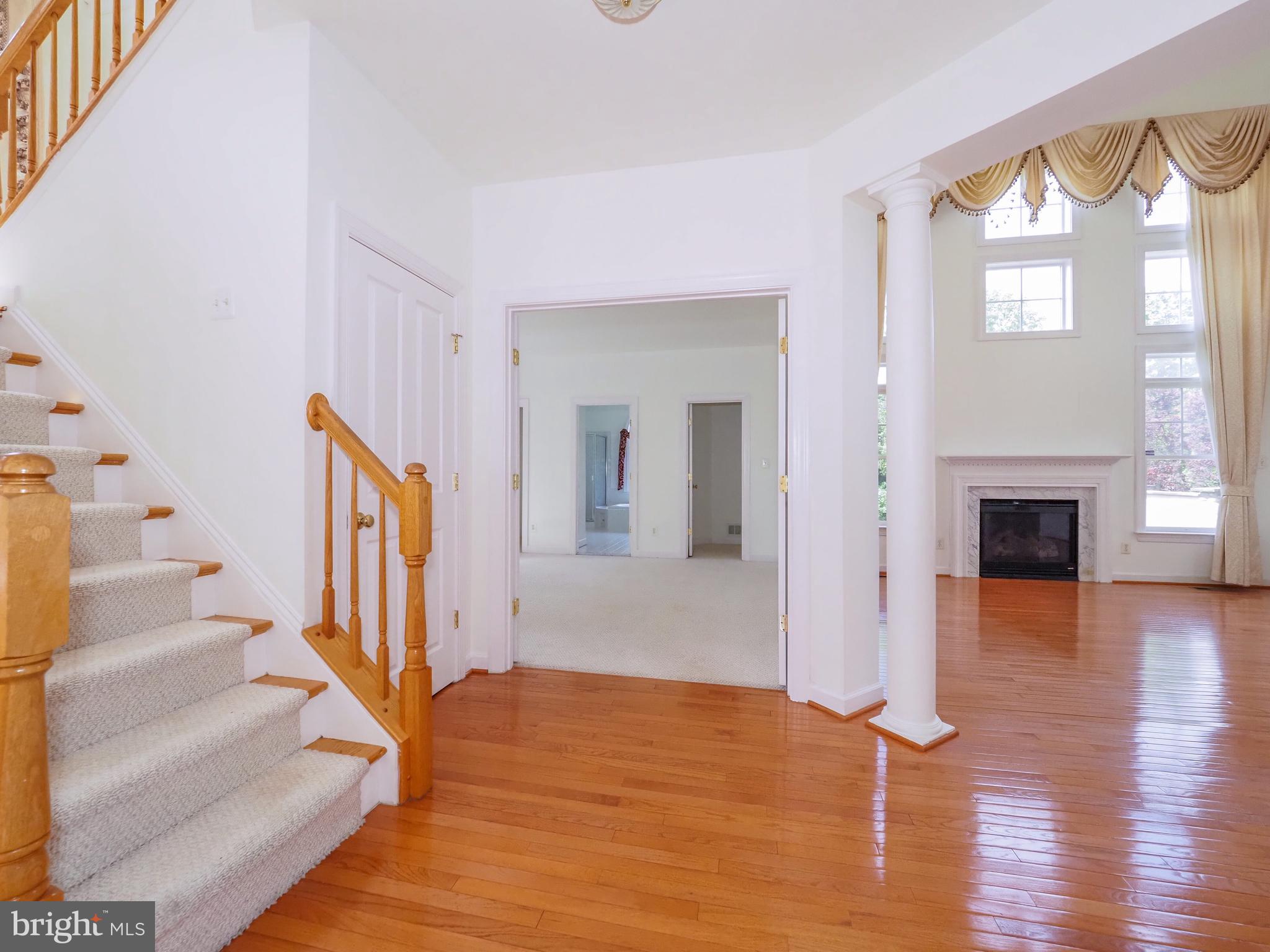 STONE LAKE - Residential