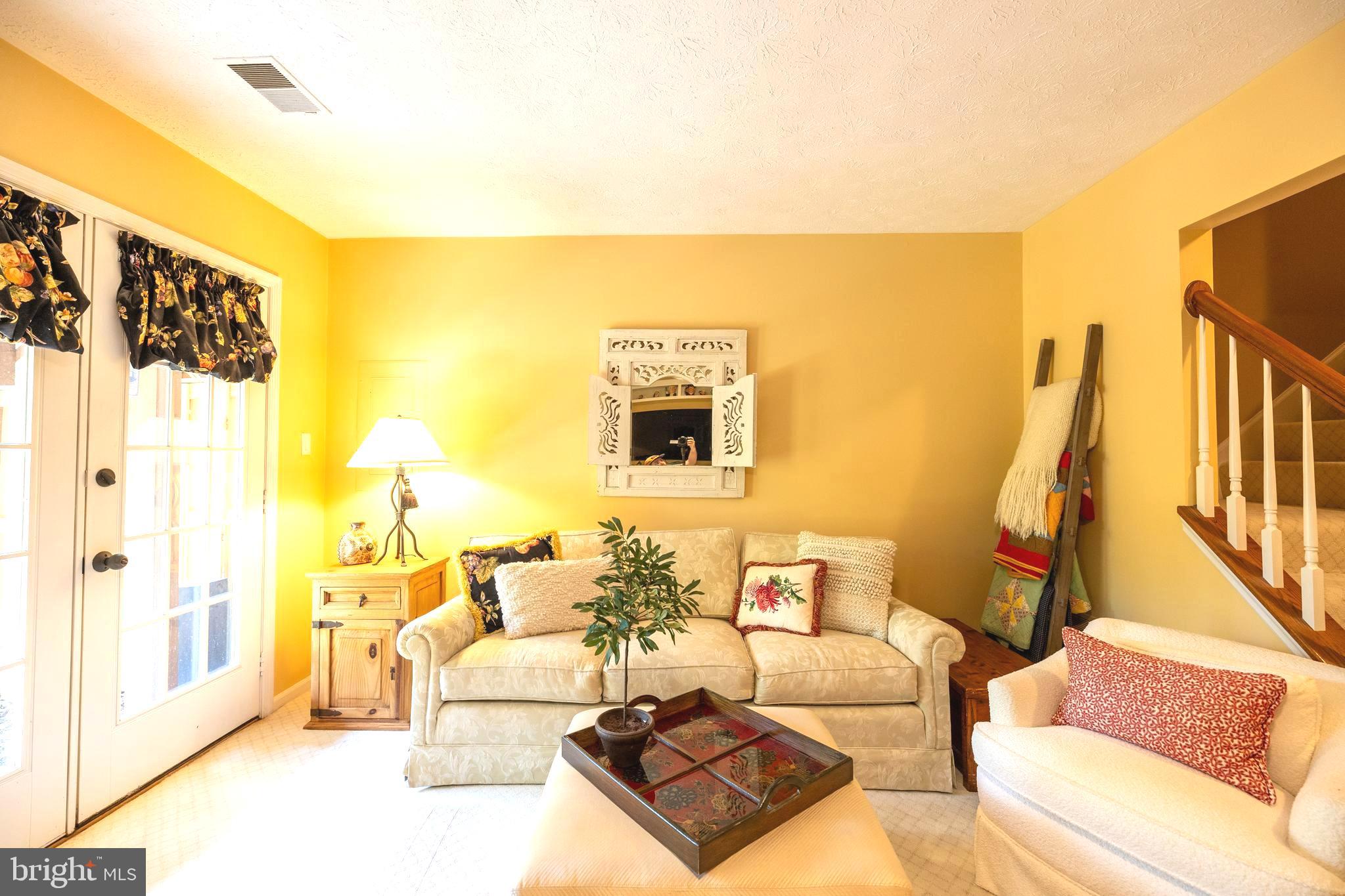 WINDING RIDGE - Residential