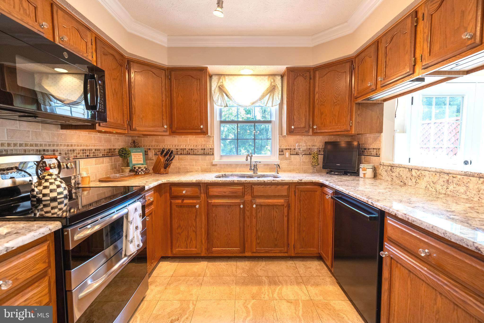 WINDING RIDGE - Residential