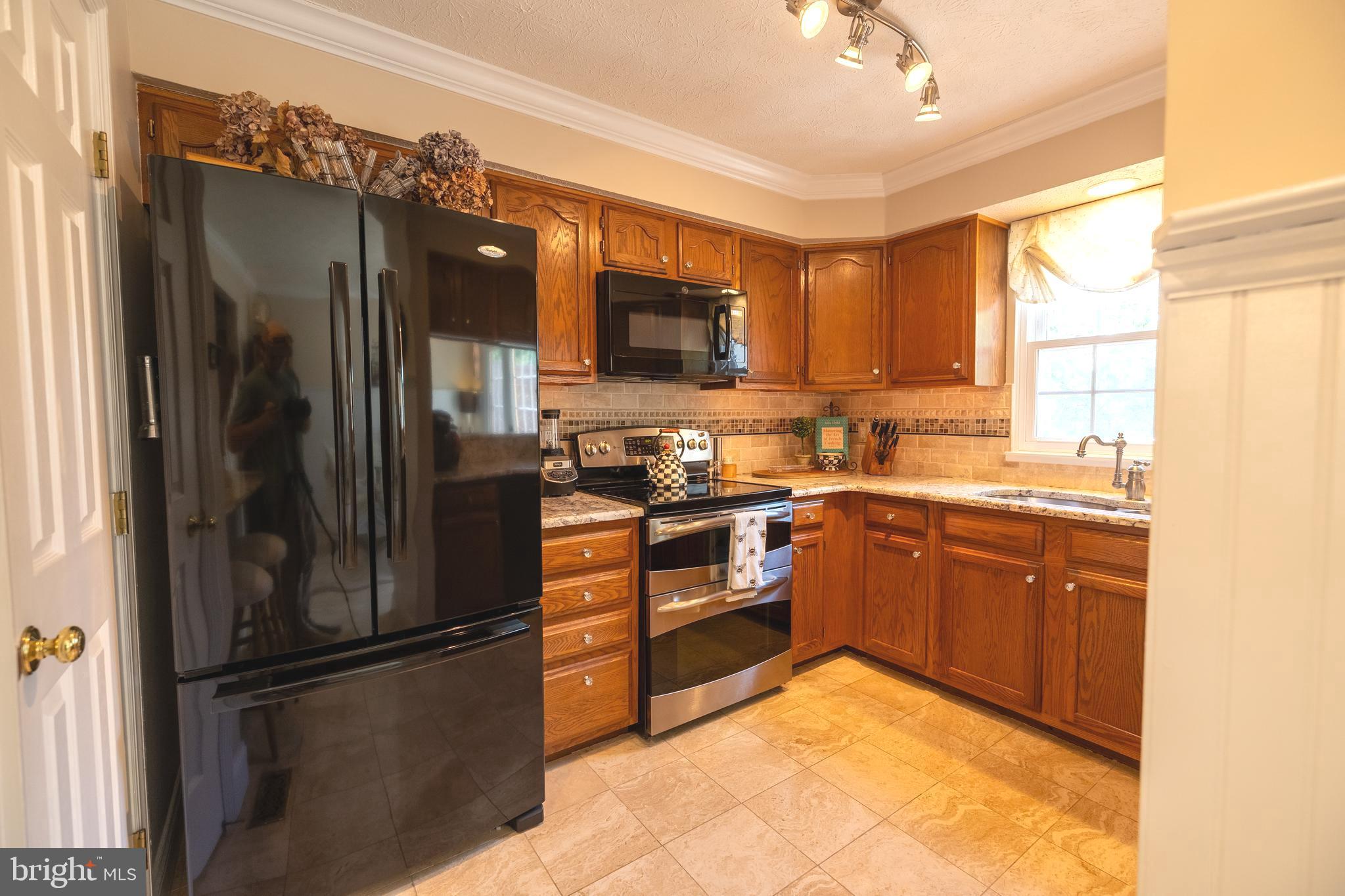 WINDING RIDGE - Residential