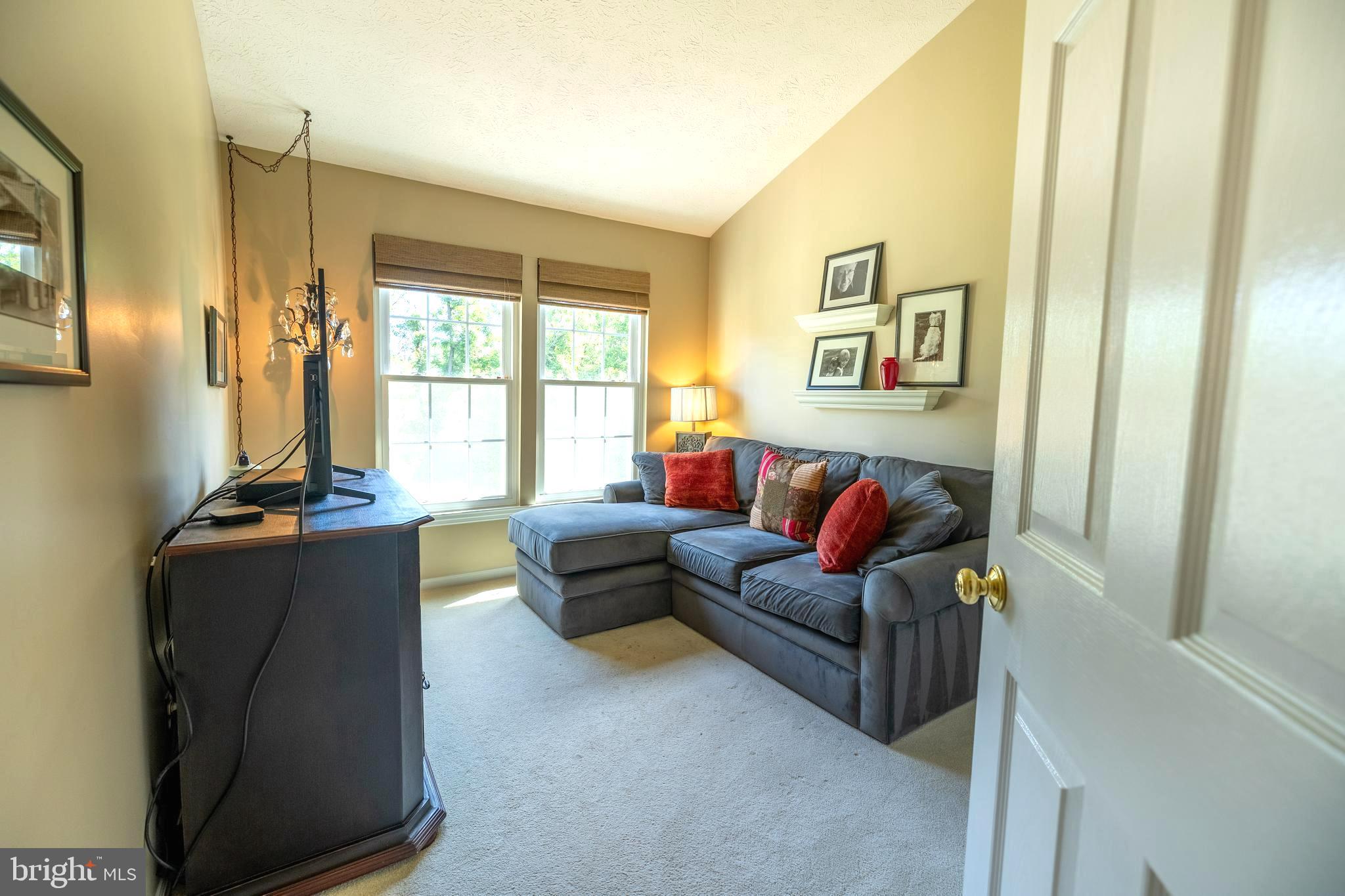 WINDING RIDGE - Residential