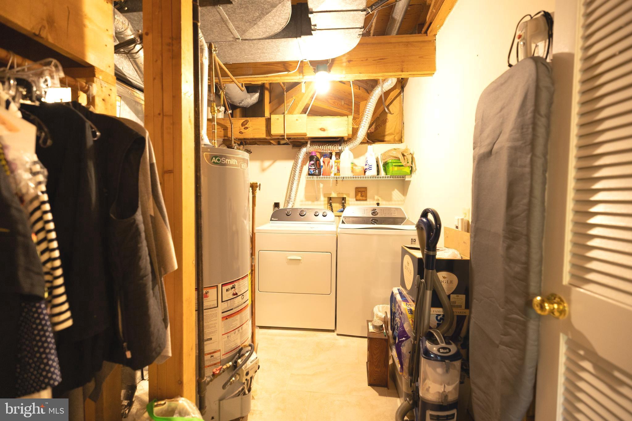 WINDING RIDGE - Residential