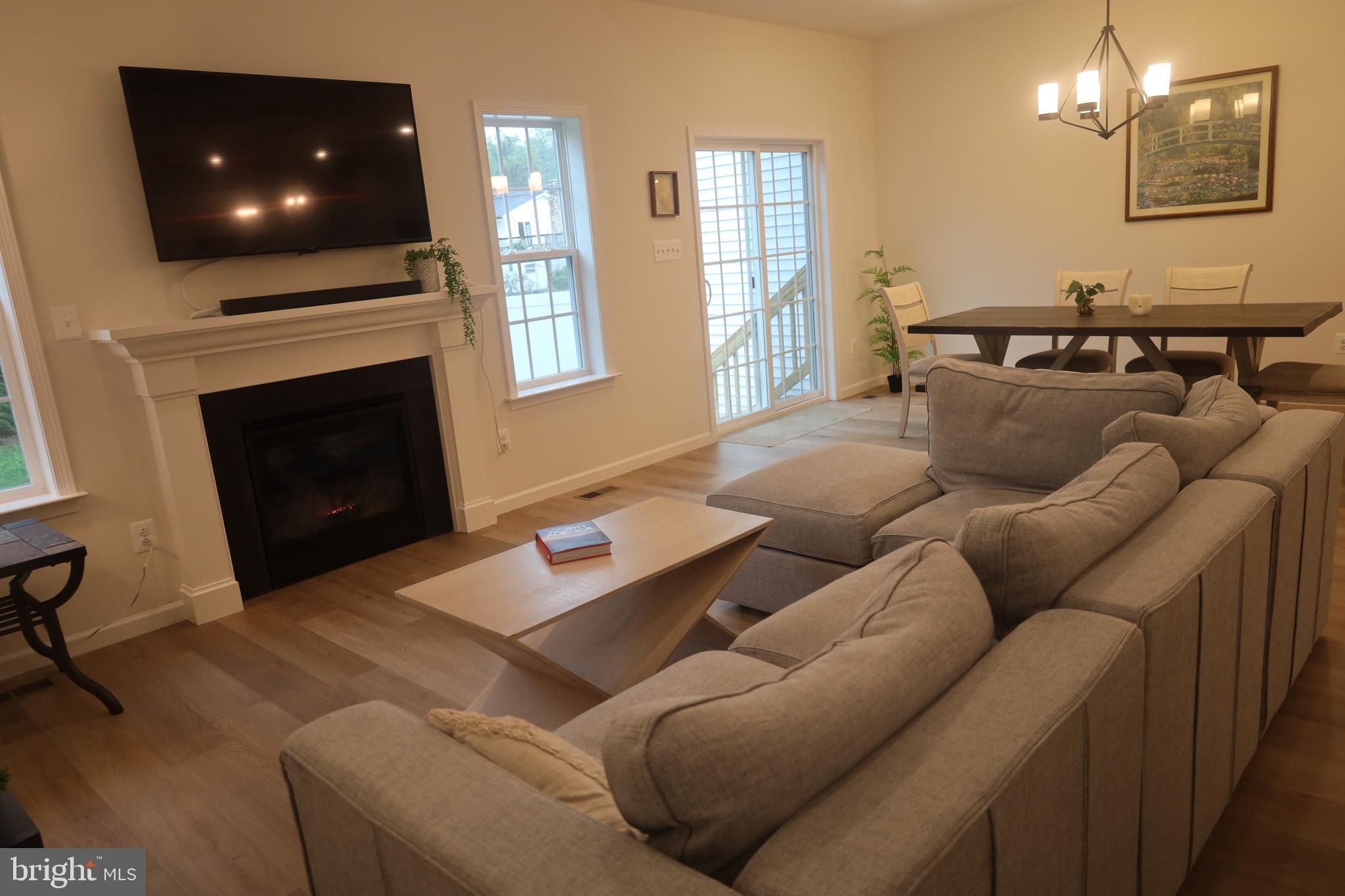 KELLERTON - Residential Lease