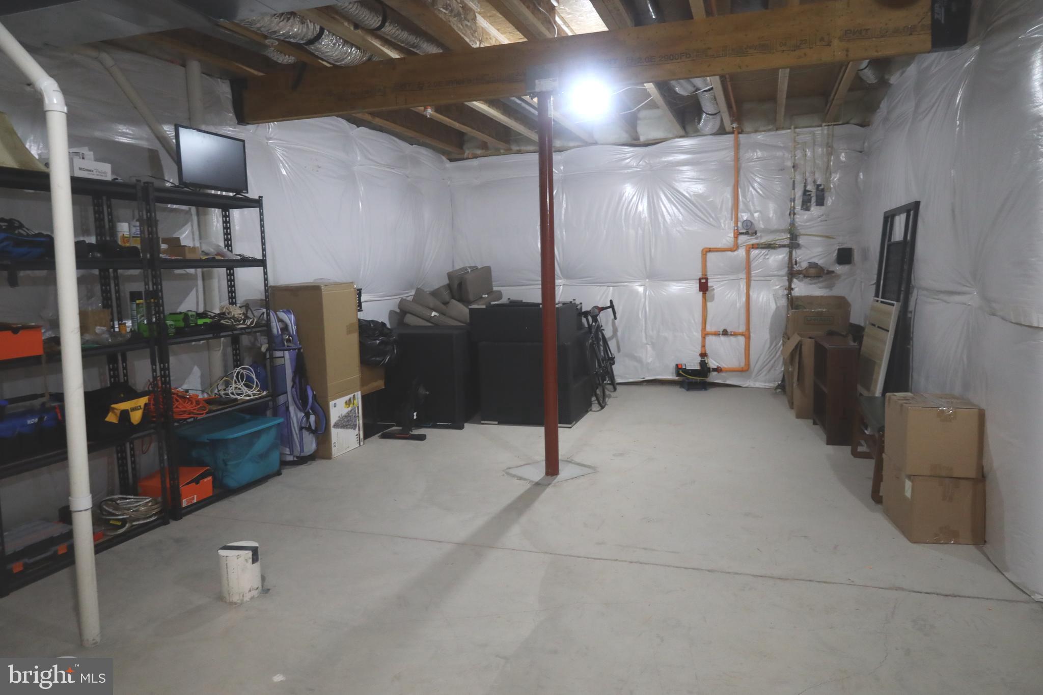 KELLERTON - Residential Lease