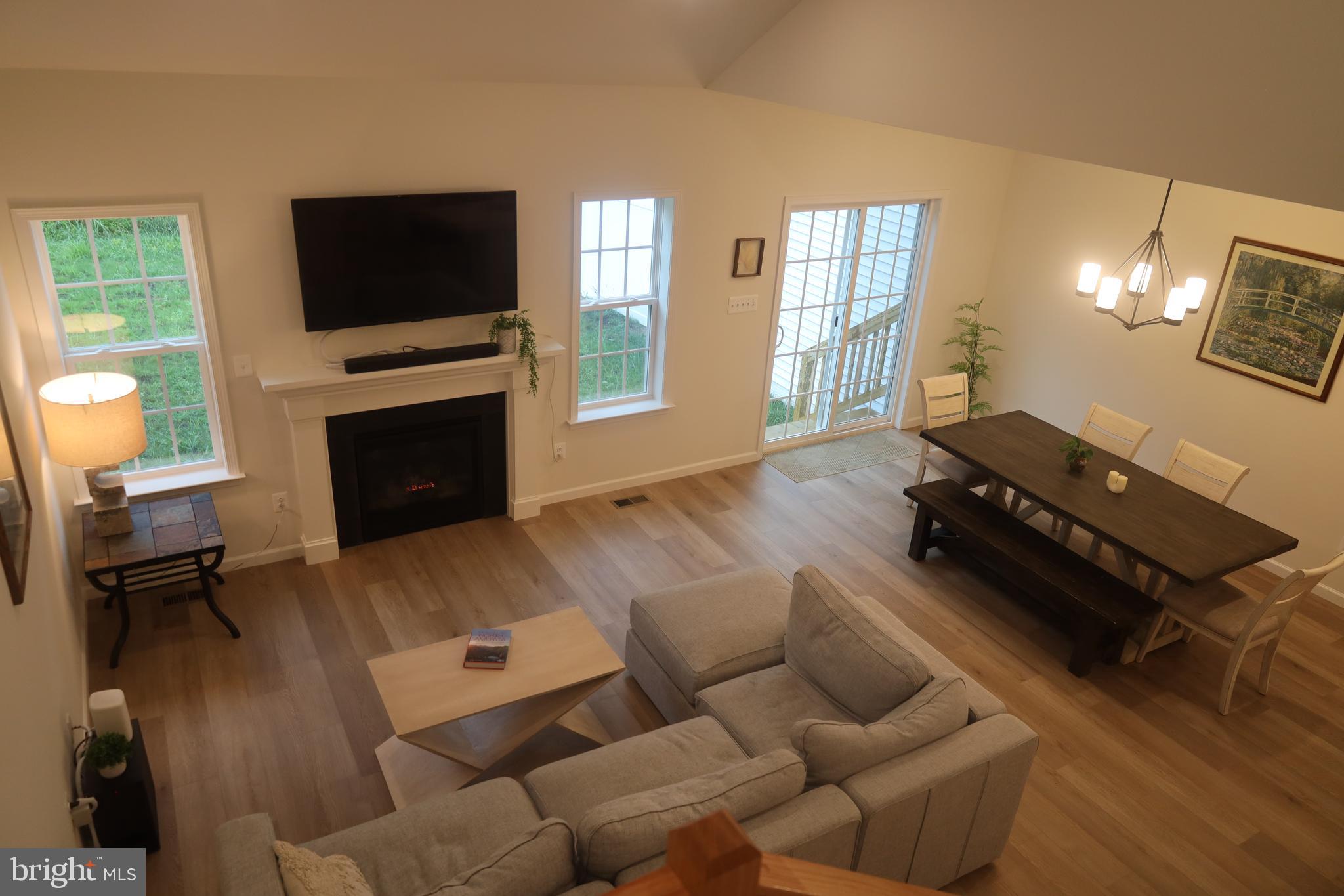 KELLERTON - Residential Lease