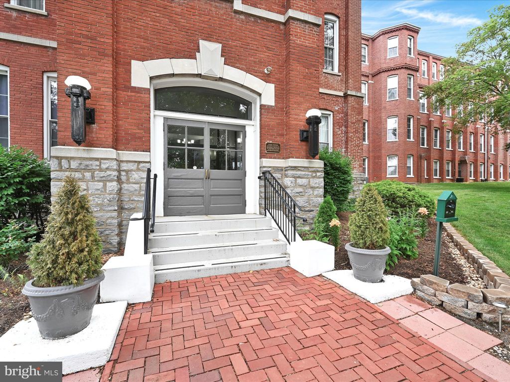 Photo of 917 COLUMBIA AVE #526, LANCASTER, PA 17603 (MLS # PALA2036798)