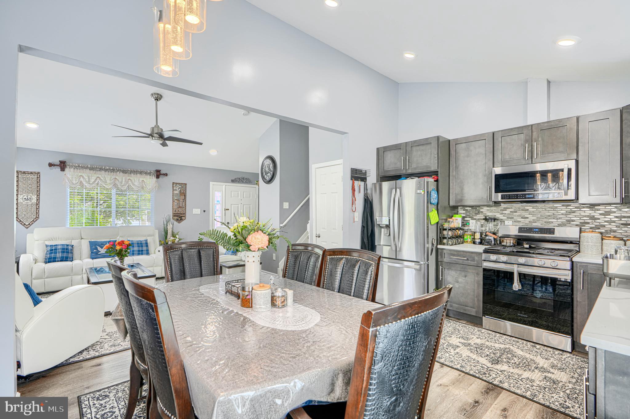 WILLOW HILL - Residential