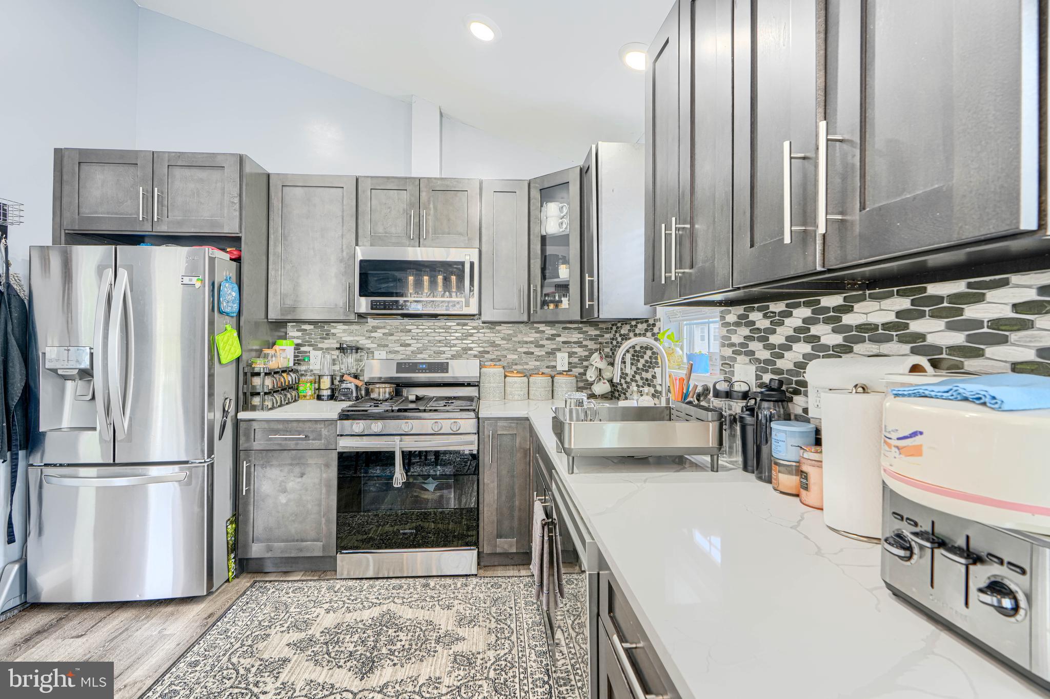 WILLOW HILL - Residential