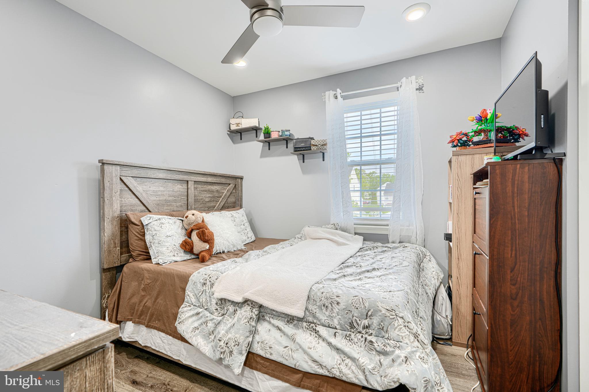 WILLOW HILL - Residential