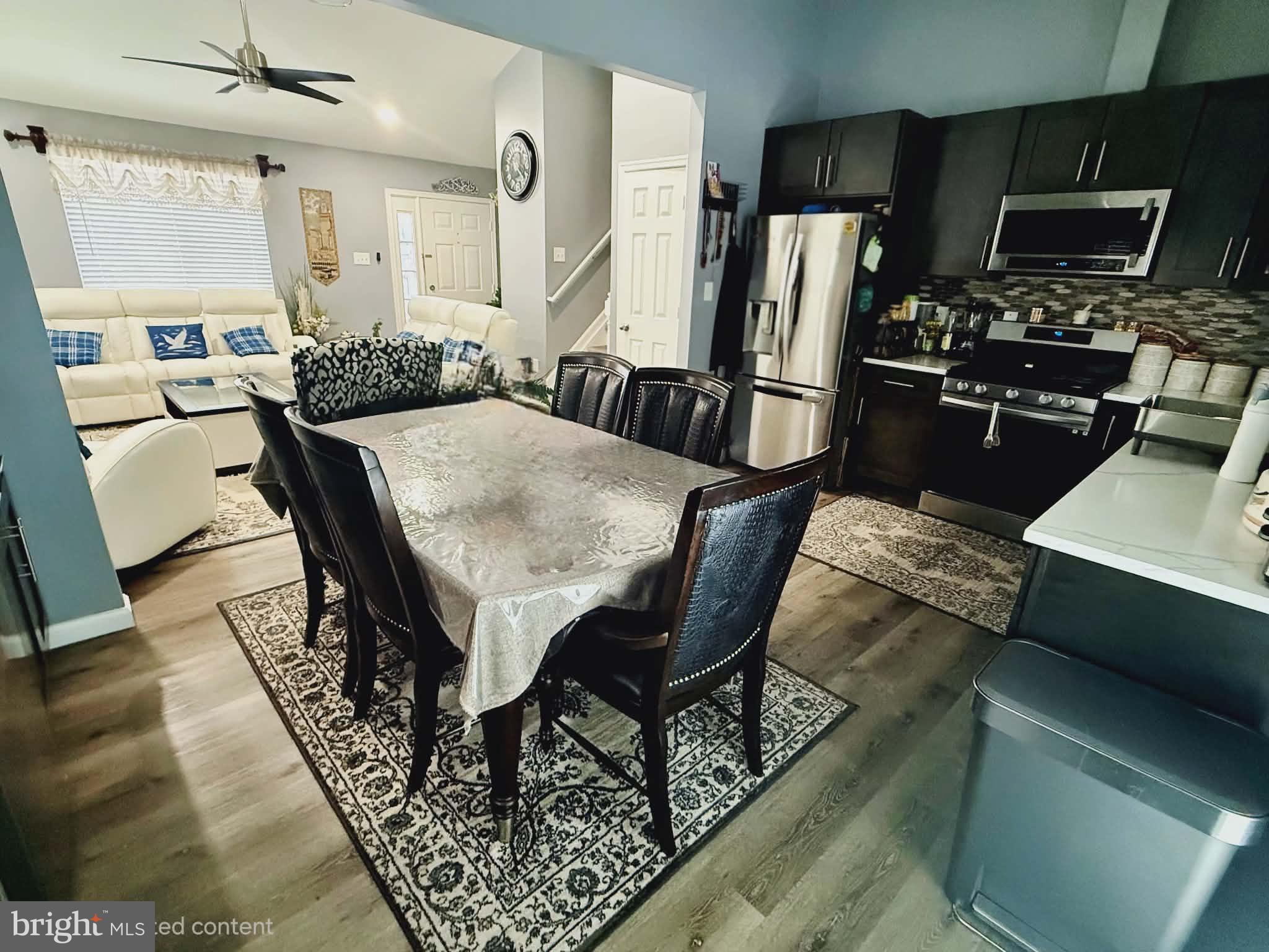 WILLOW HILL - Residential