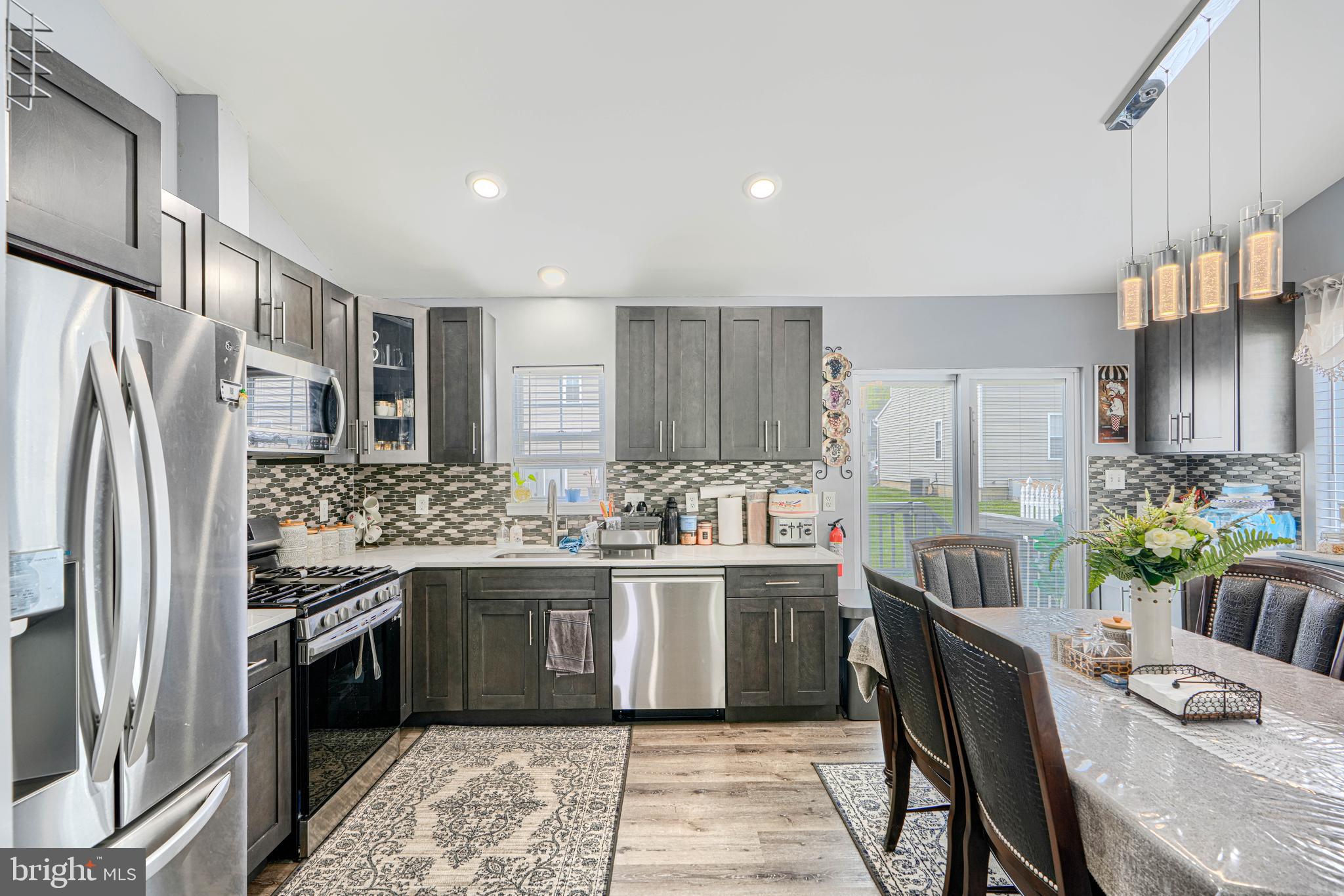 WILLOW HILL - Residential