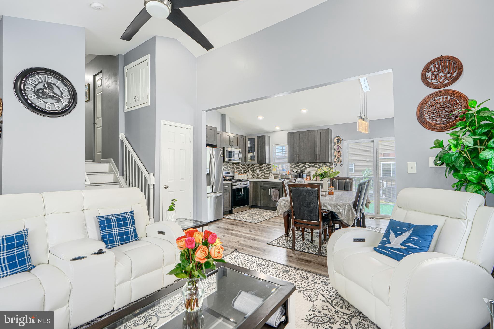 WILLOW HILL - Residential