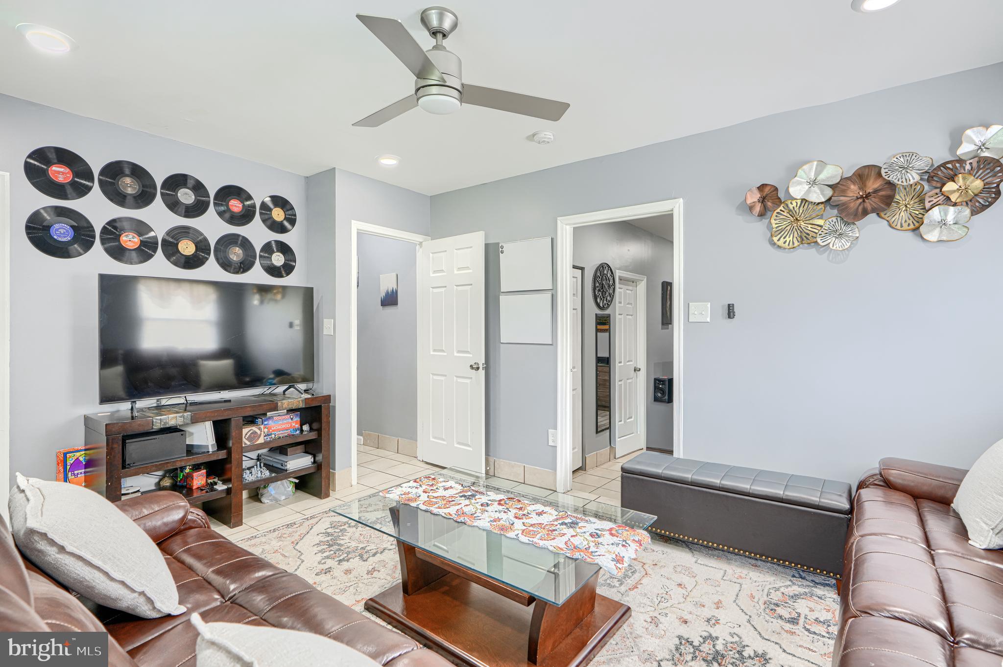 WILLOW HILL - Residential