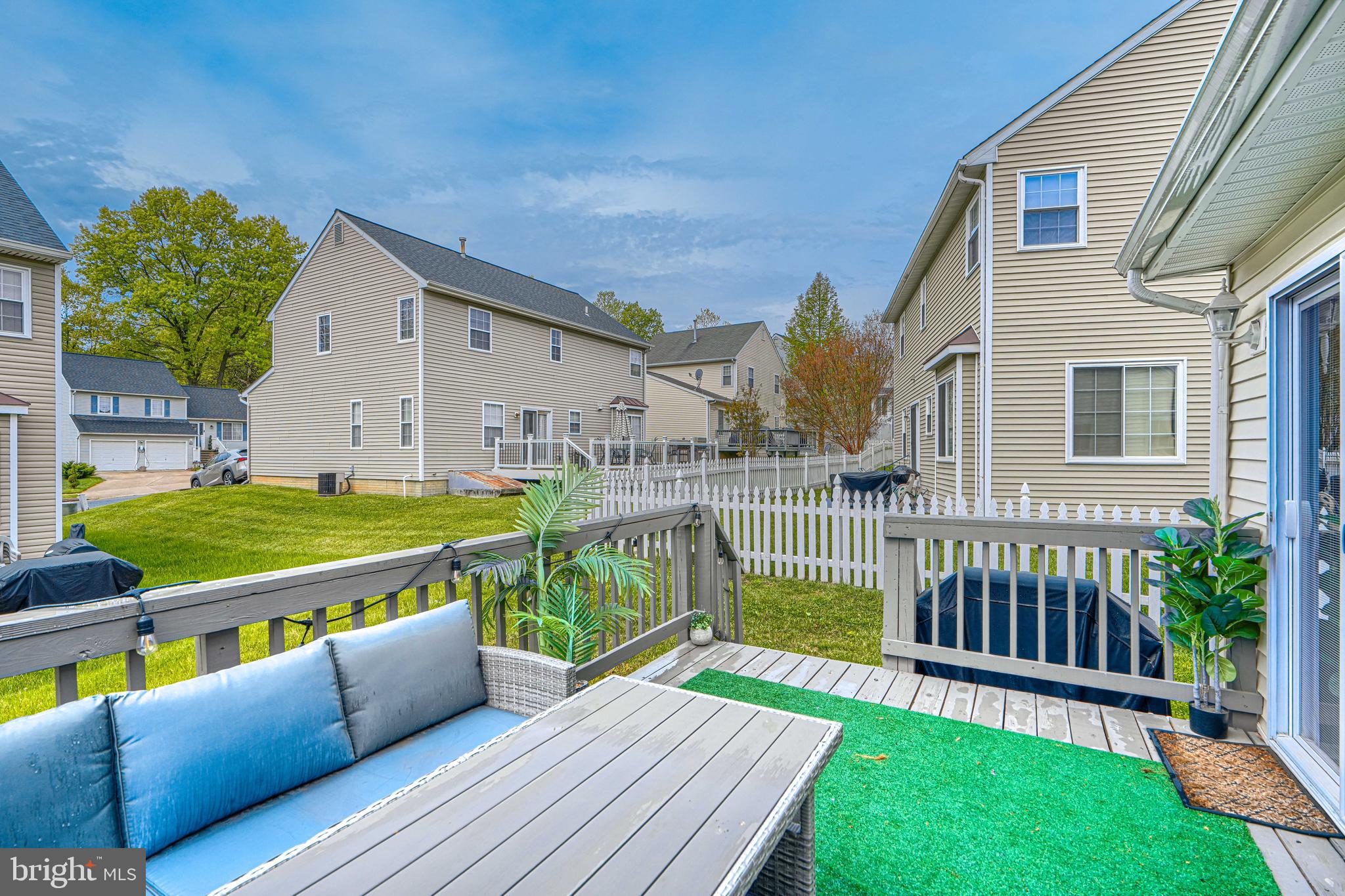 WILLOW HILL - Residential