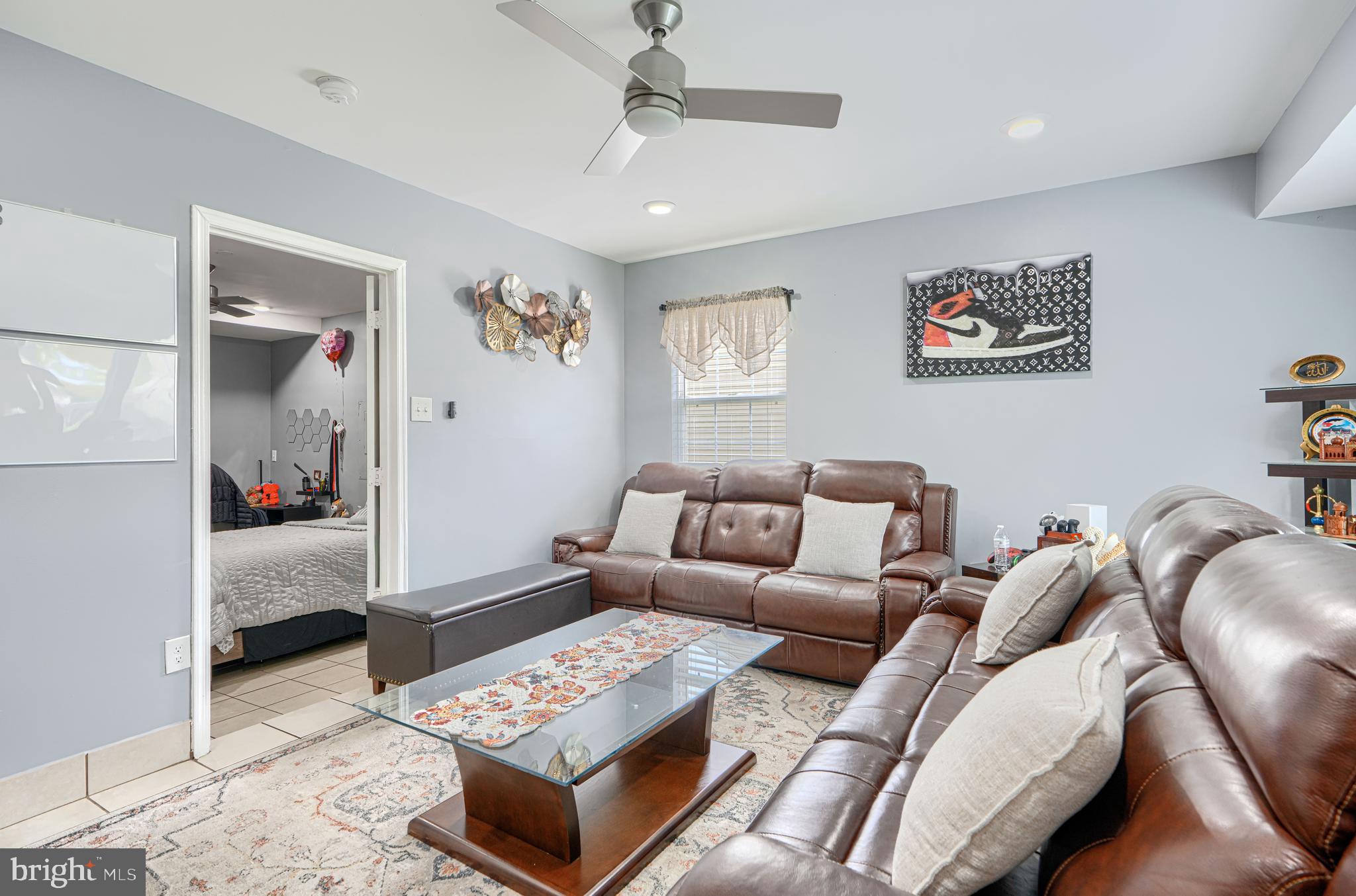 WILLOW HILL - Residential