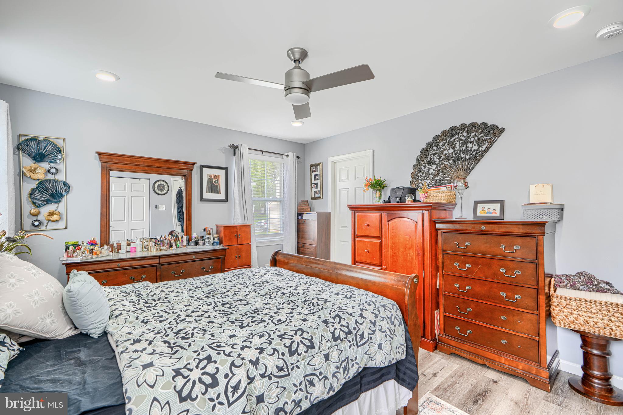 WILLOW HILL - Residential