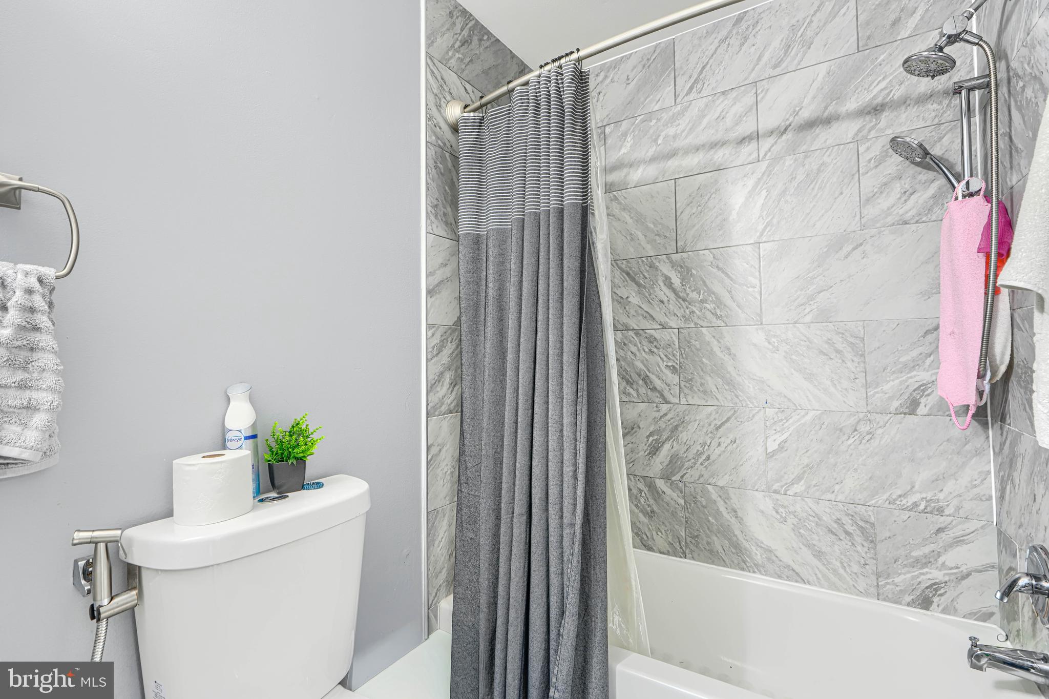 WILLOW HILL - Residential