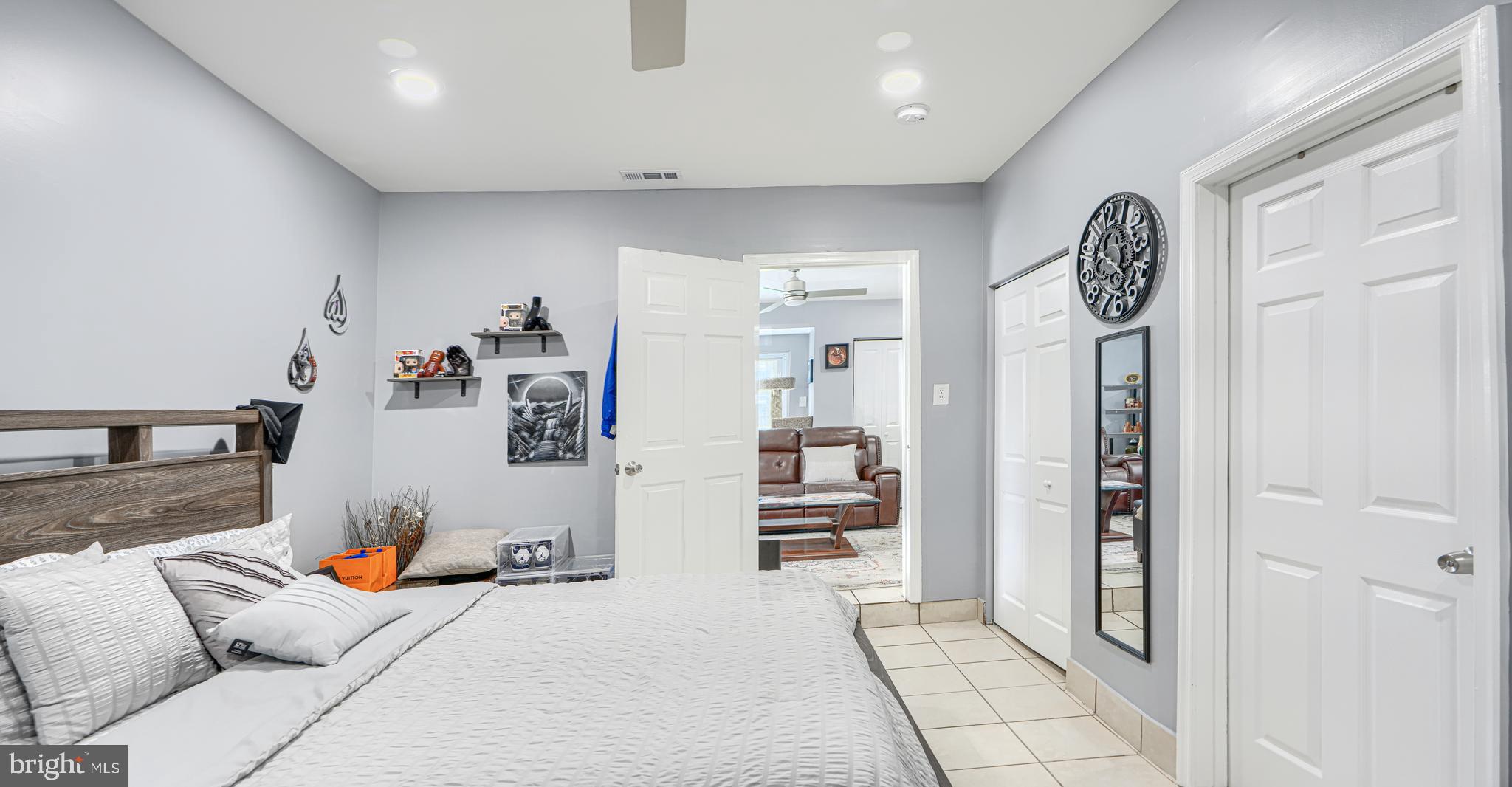 WILLOW HILL - Residential