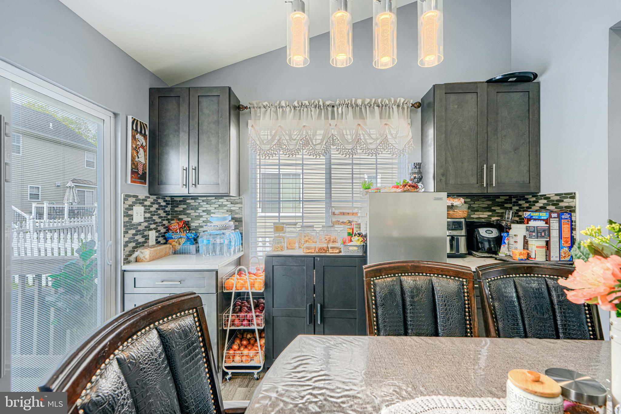 WILLOW HILL - Residential