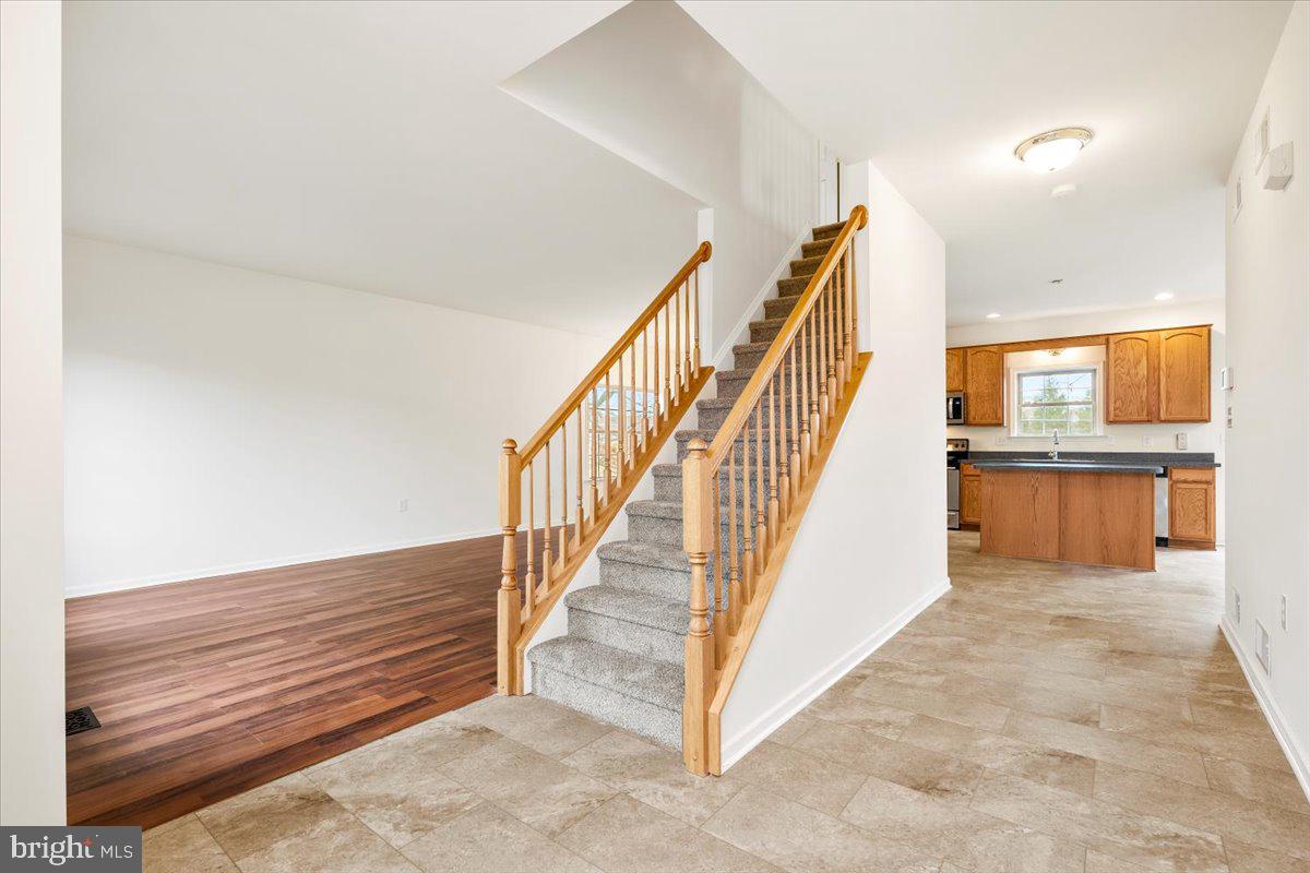 HAMMONDS MILL - Residential