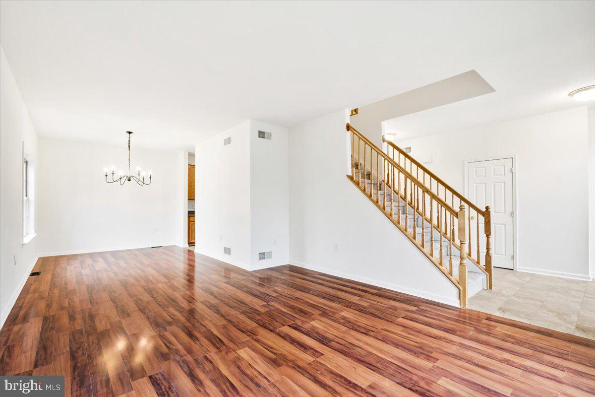 HAMMONDS MILL - Residential