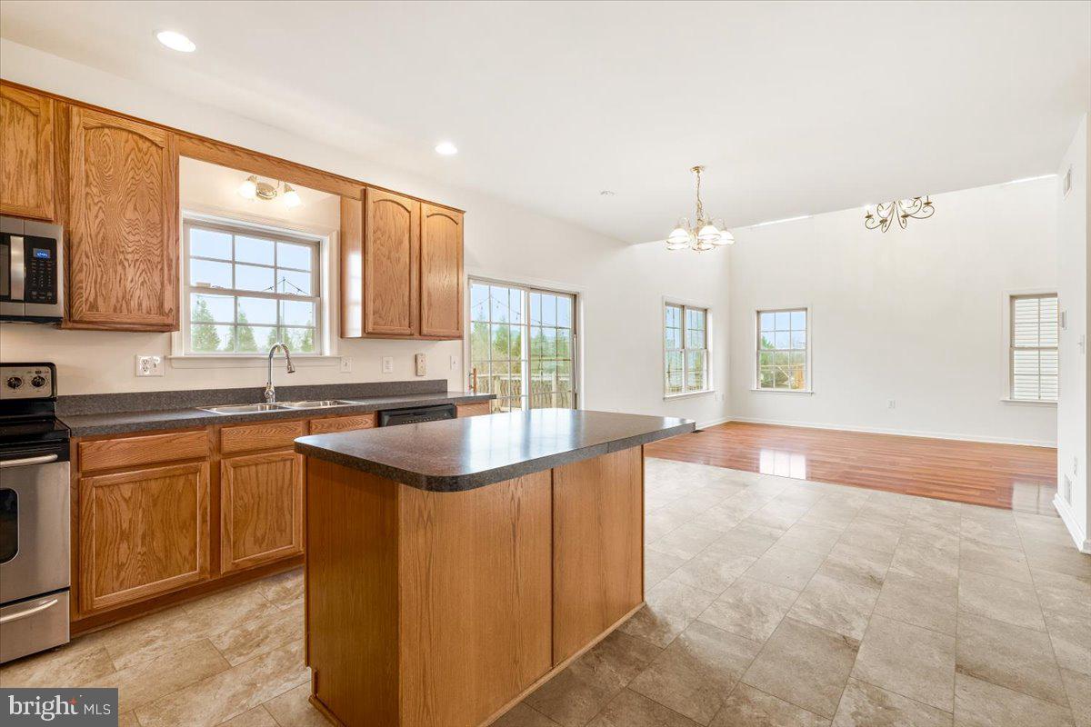 HAMMONDS MILL - Residential